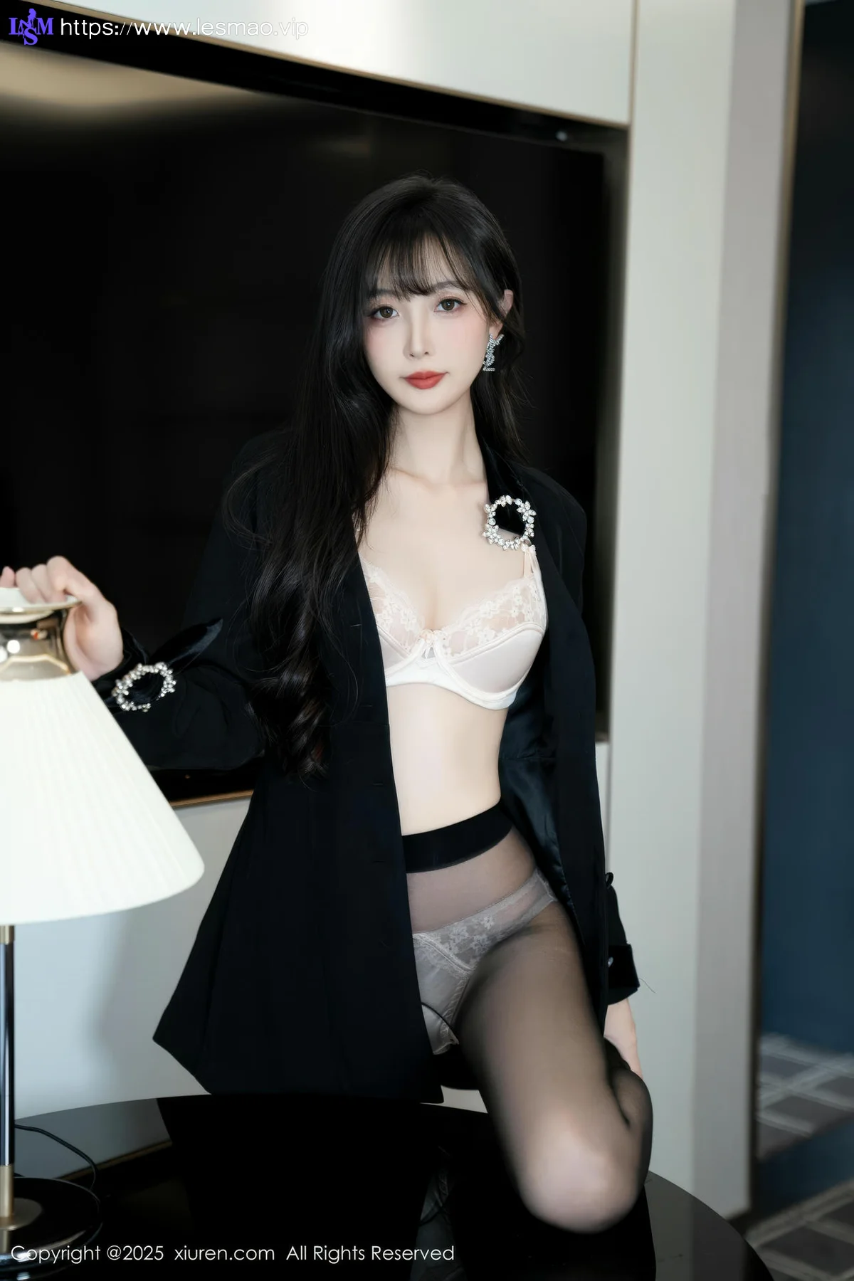 XiuRen 秀人 No.9918 樱桃小阑子 香肩丝袜美腿 - 59