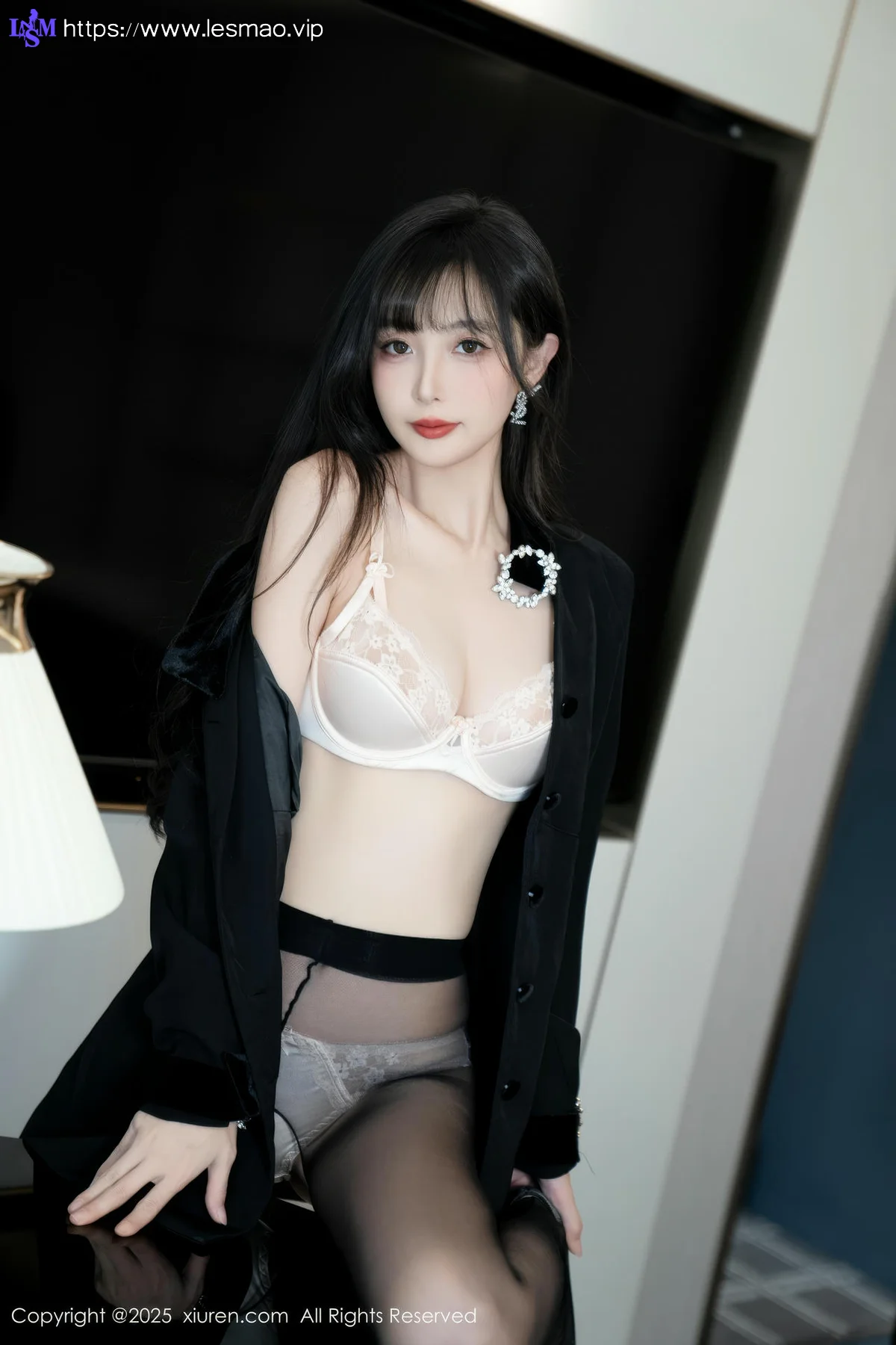 XiuRen 秀人 No.9918 樱桃小阑子 香肩丝袜美腿 - 63