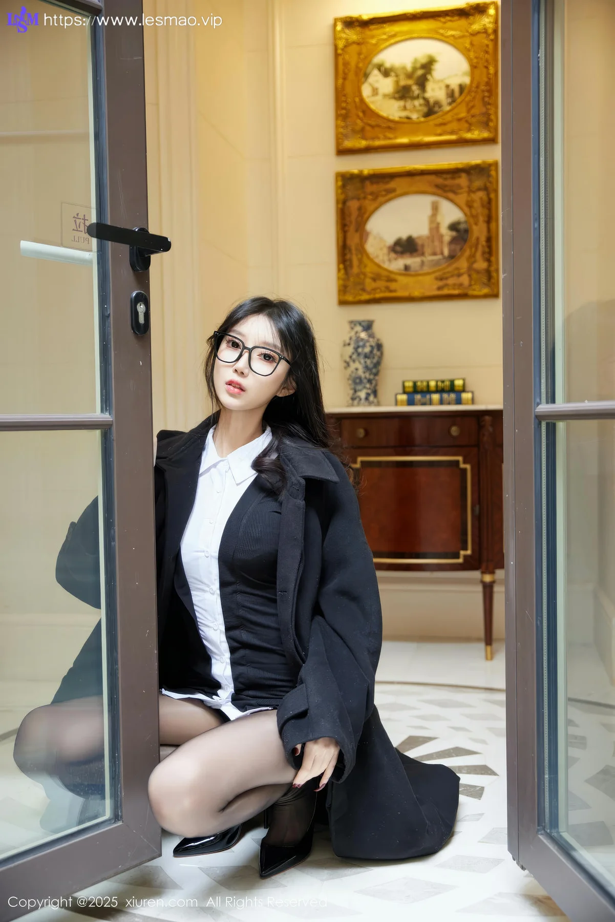 XiuRen 秀人 No.9926 玥儿玥er 眼镜ol美女制服 - 13