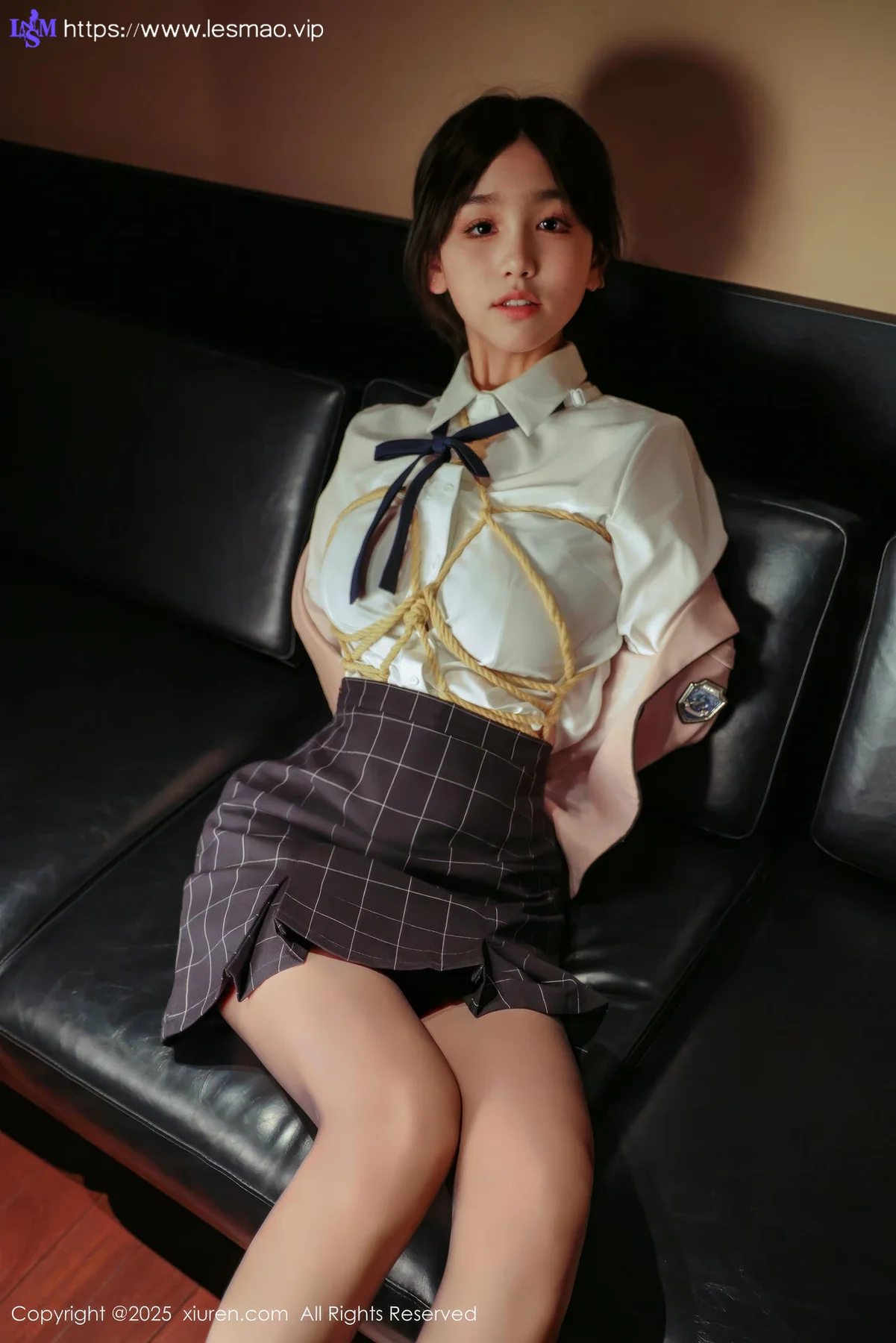 XiuRen 秀人 No.9949 奶芙乔乔 浴室捆绑清纯校服 - 27