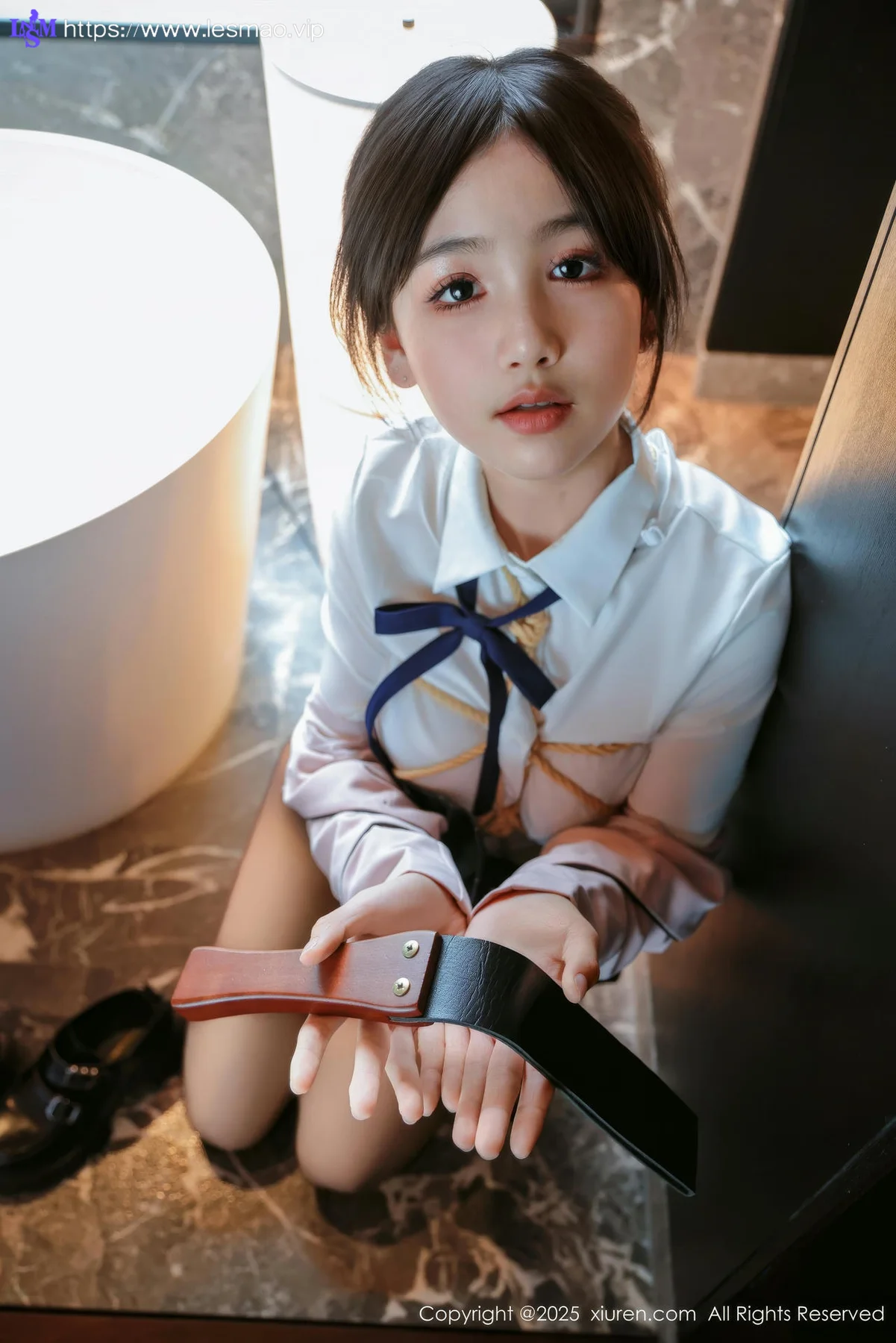 XiuRen 秀人 No.9949 奶芙乔乔 浴室捆绑清纯校服 - 33
