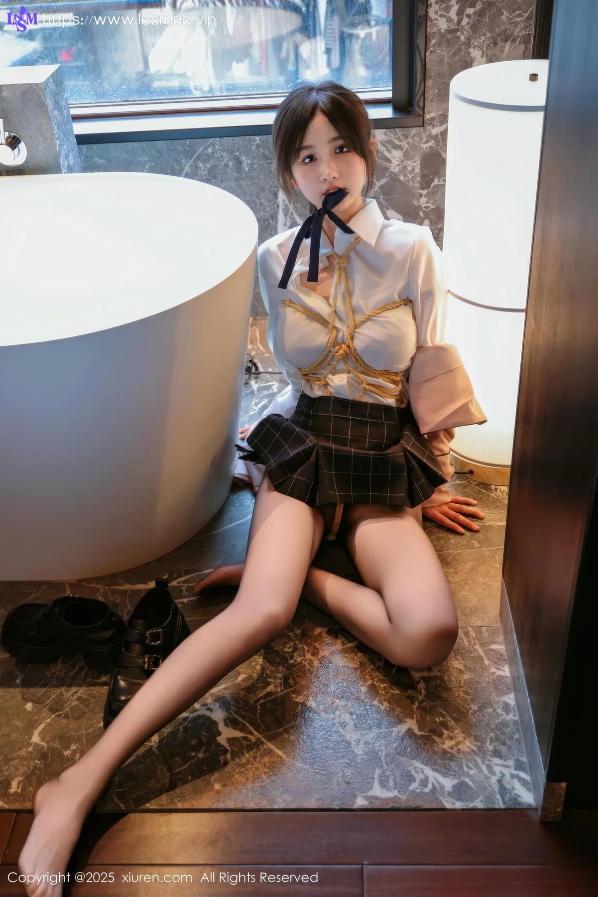 XiuRen 秀人 No.9949 奶芙乔乔 浴室捆绑清纯校服 - 41