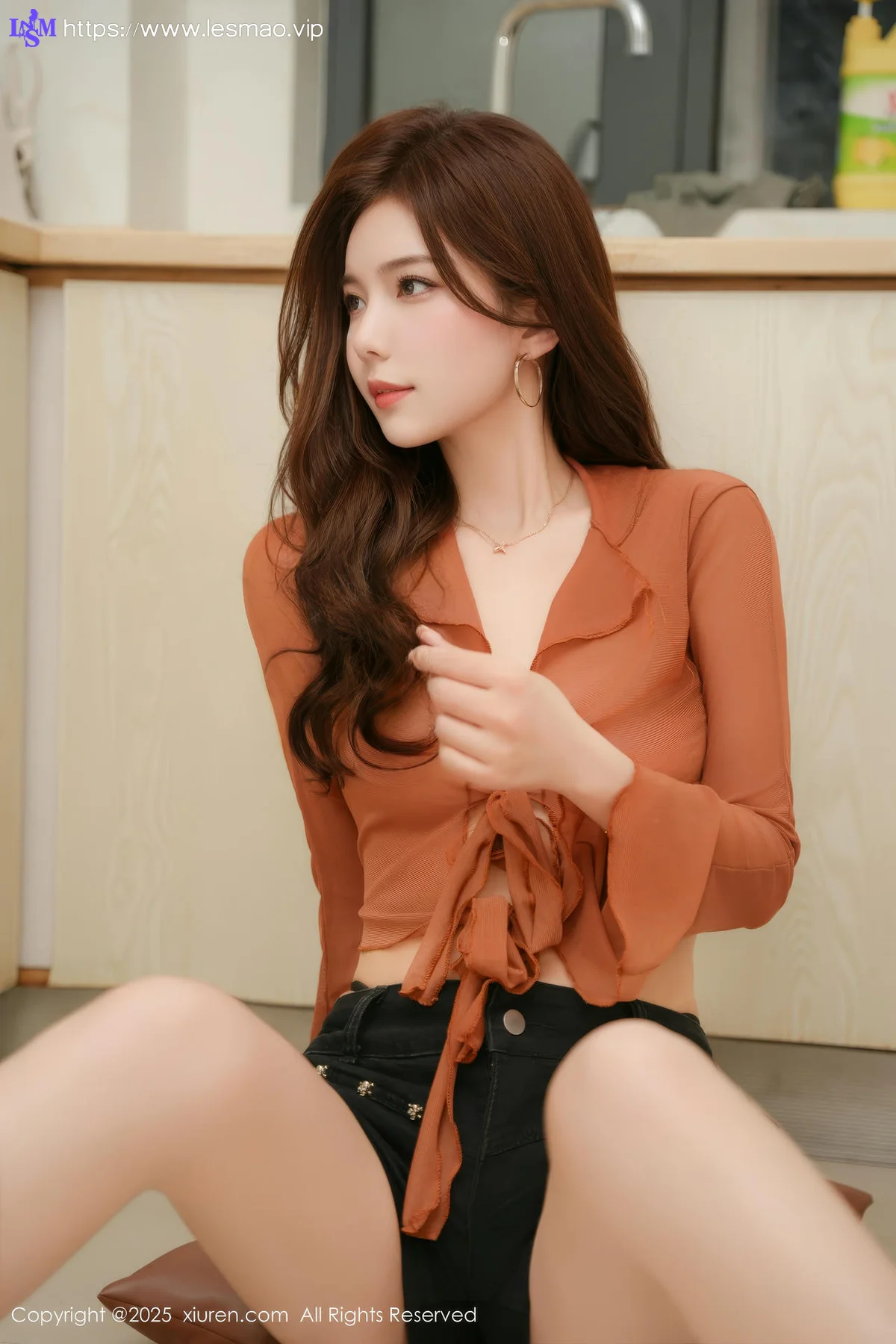 XiuRen 秀人 No.9956 拍黄瓜girl 玉体美乳美腿套图 - 13