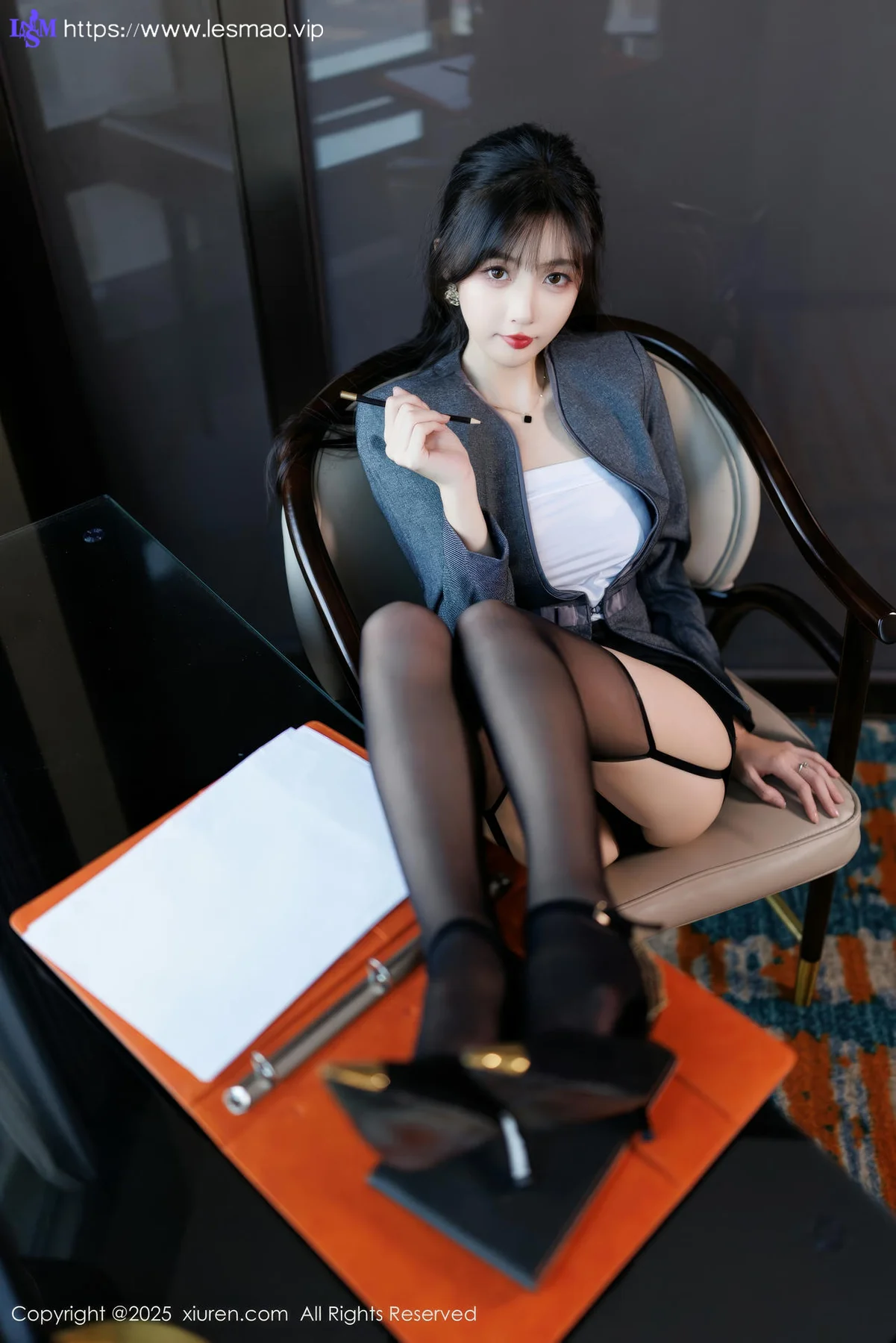 XiuRen 秀人 No.9957 樱桃小阑子 紫色蕾丝内衣吊袜 - 18