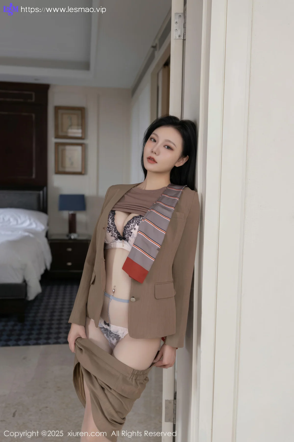 XiuRen 秀人 No.9966 安然anran 女神丝袜长腿套图 - 34