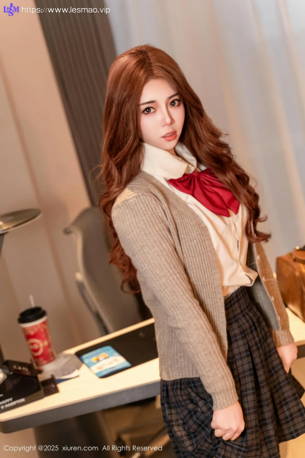 XiuRen 秀人 No.9974 沐娜娜 美腿私房美女写真 - 23