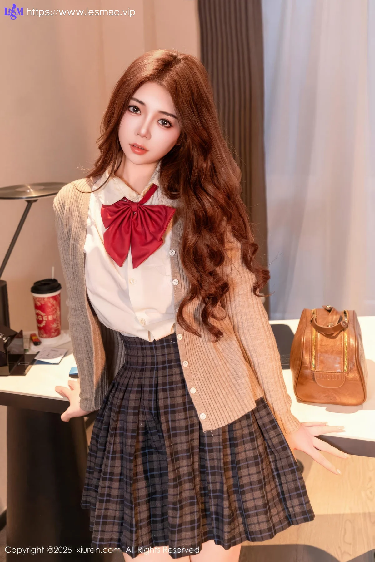 XiuRen 秀人 No.9974 沐娜娜 美腿私房美女写真 - 29