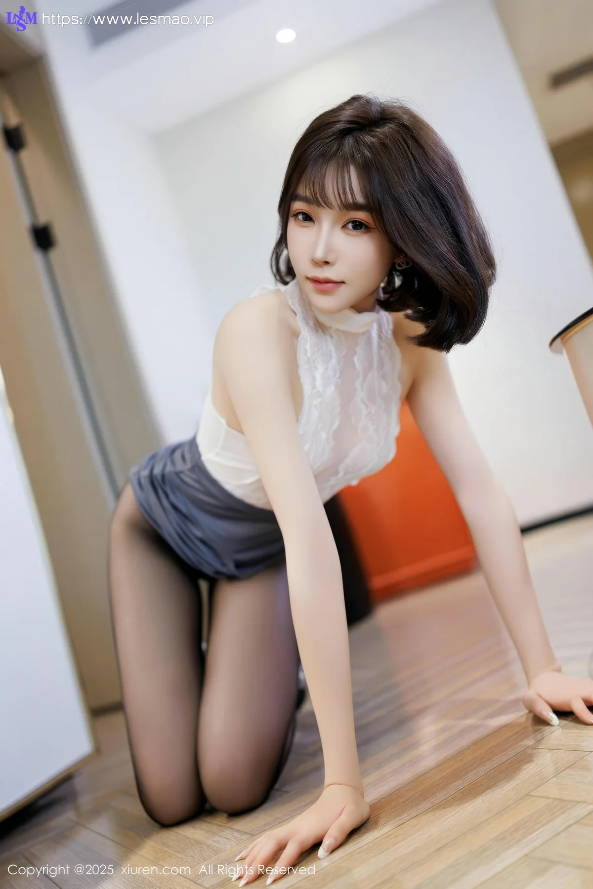 XiuRen 秀人 No.9978 徐莉芝Booty 短裙黑丝美腿 - 78