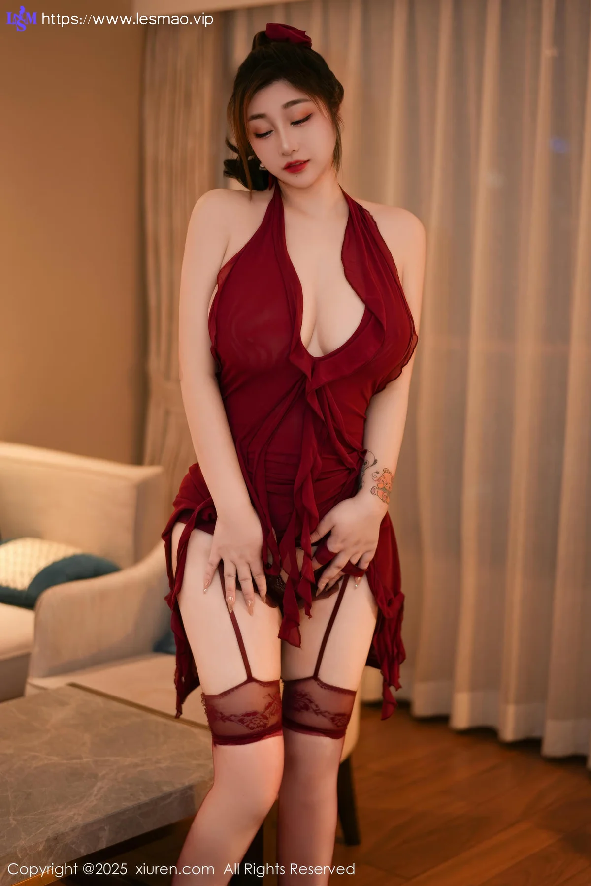 XiuRen 秀人 No.9982 妲己Toxic 美臀吊袜爆乳玉背 - 24