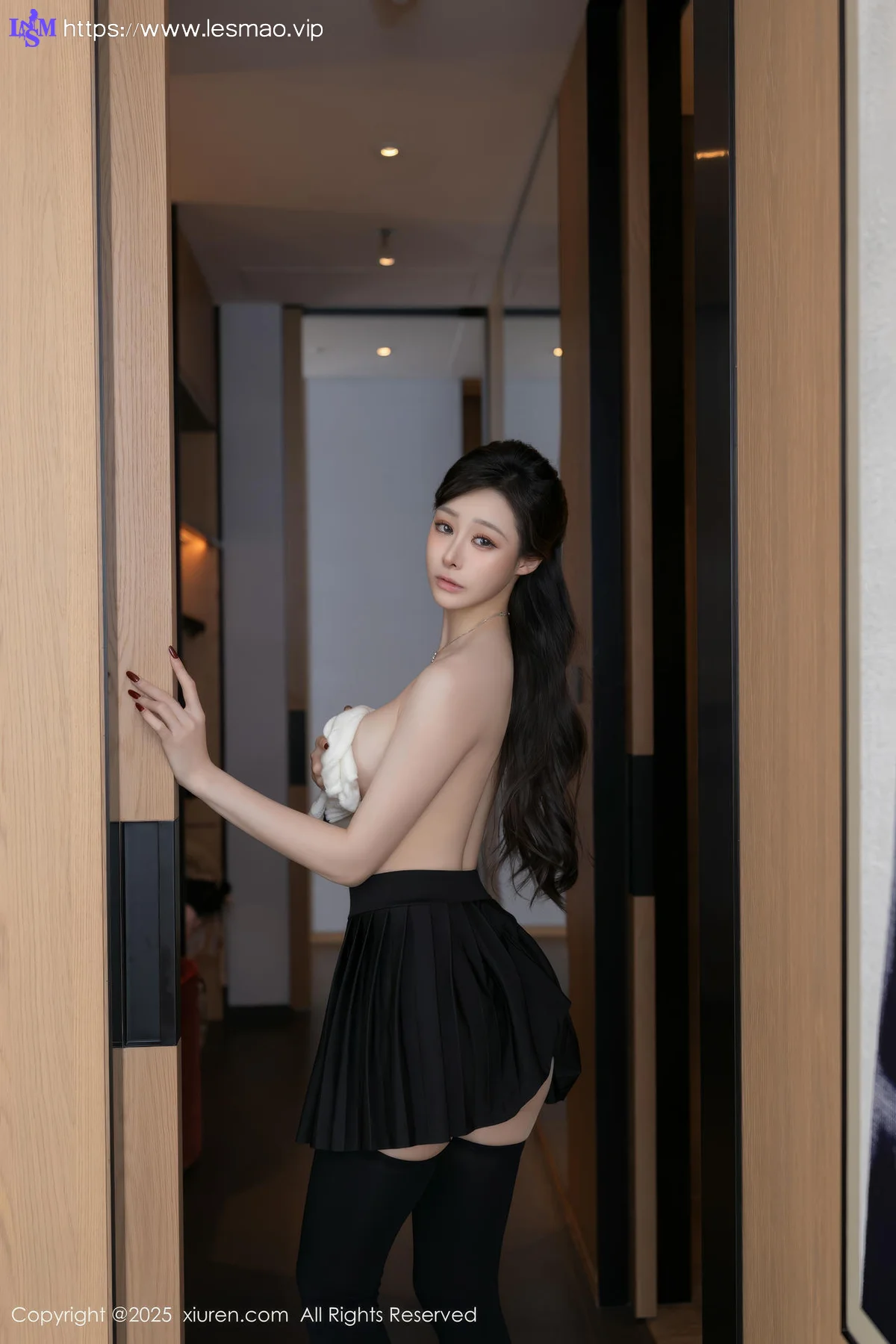 XiuRen 秀人 No.9986 小逗逗 玉体香肩爆乳套图 - 19