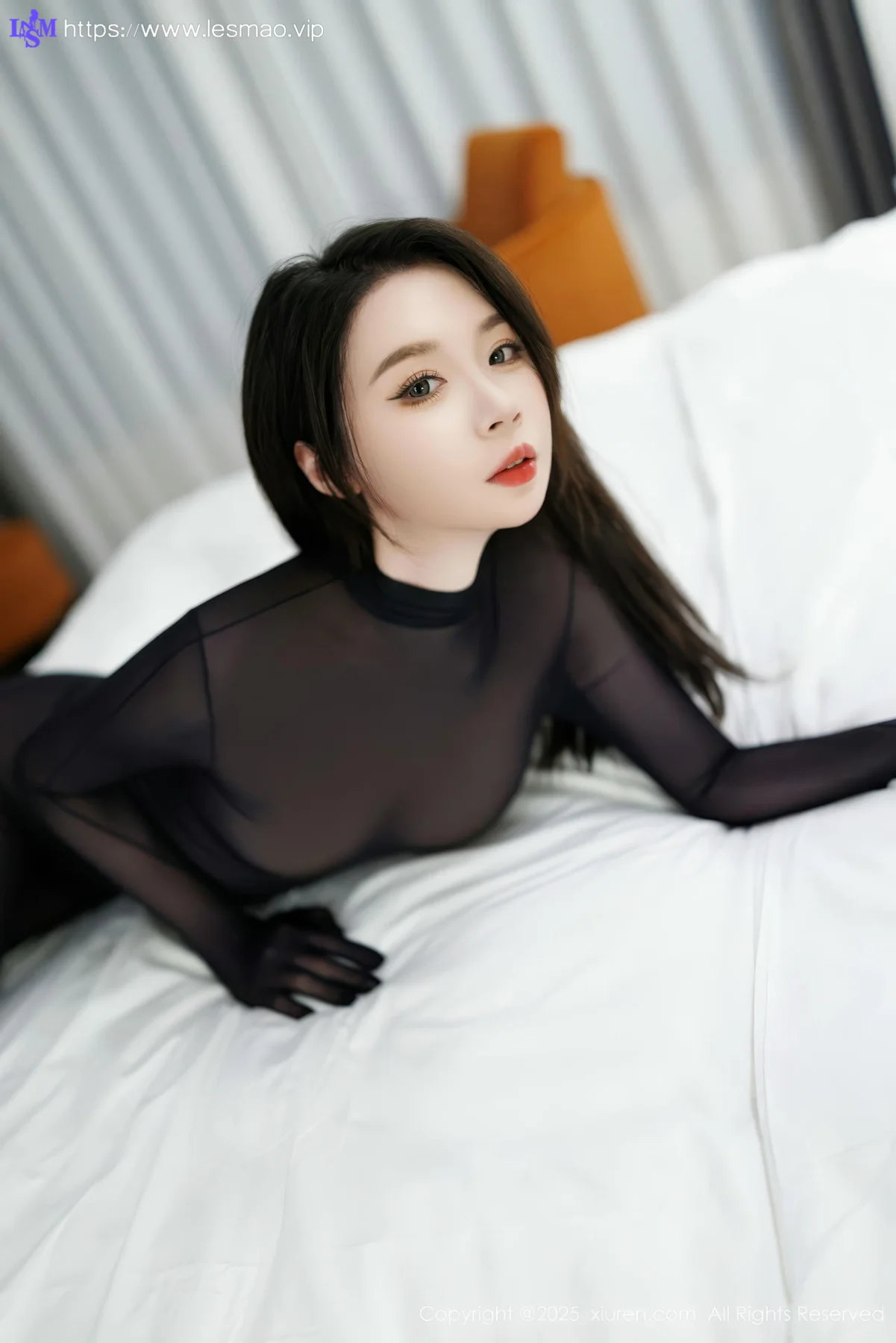 XiuRen 秀人 No.9992 梦心玥 连体丝袜爆乳妹子 - 37