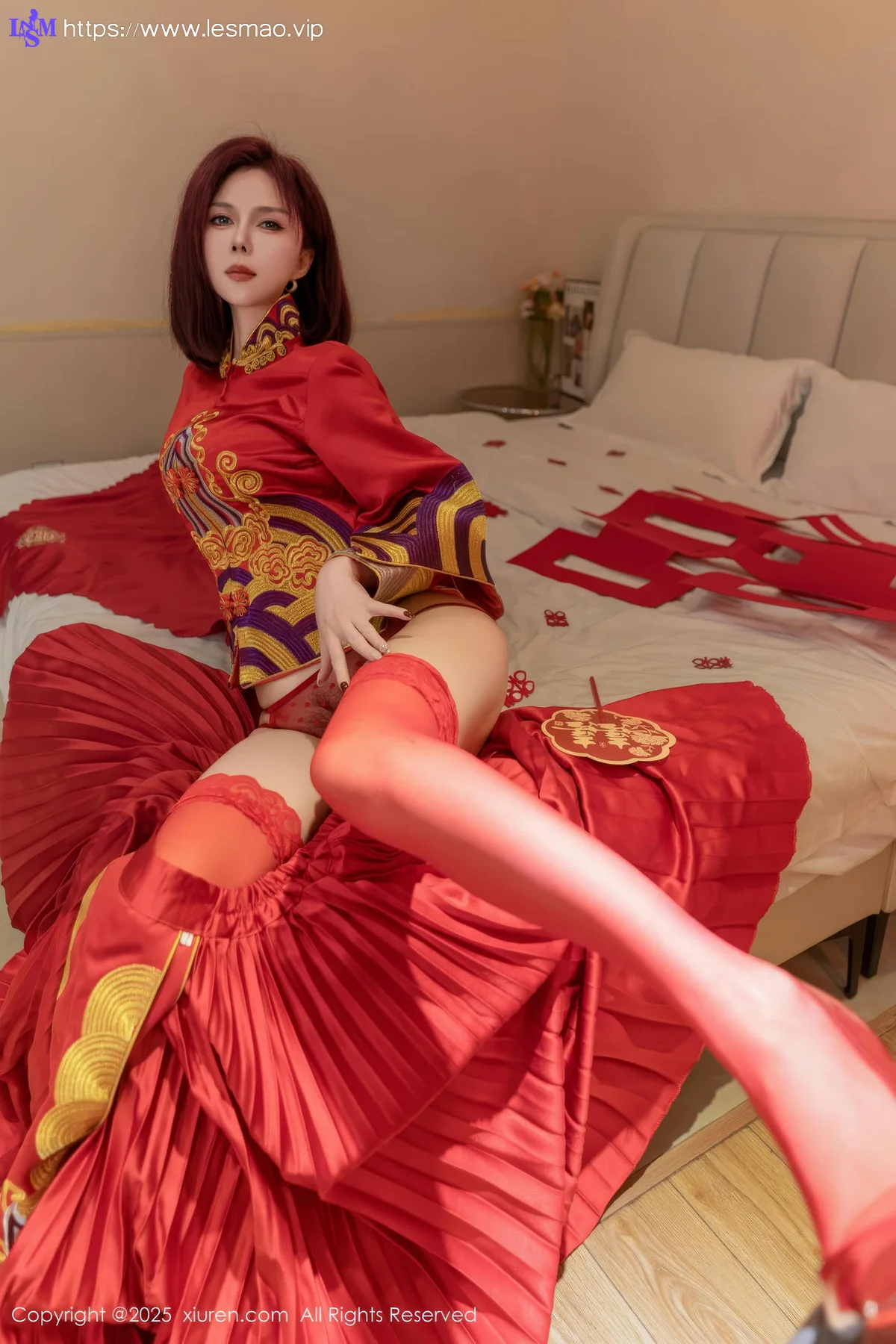 XiuRen 秀人 No.9995 白芷yy 婚纱制服玉体 - 16