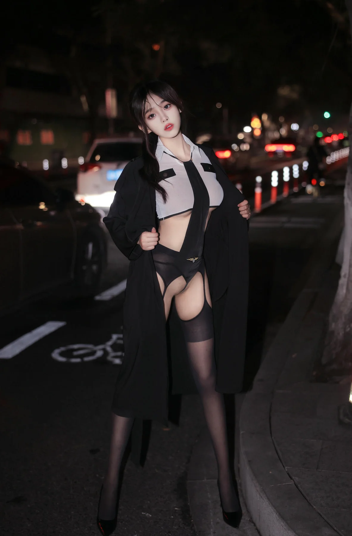 XiuRen 秀人 No.N003 王心悦吊带黑丝制服 - 18