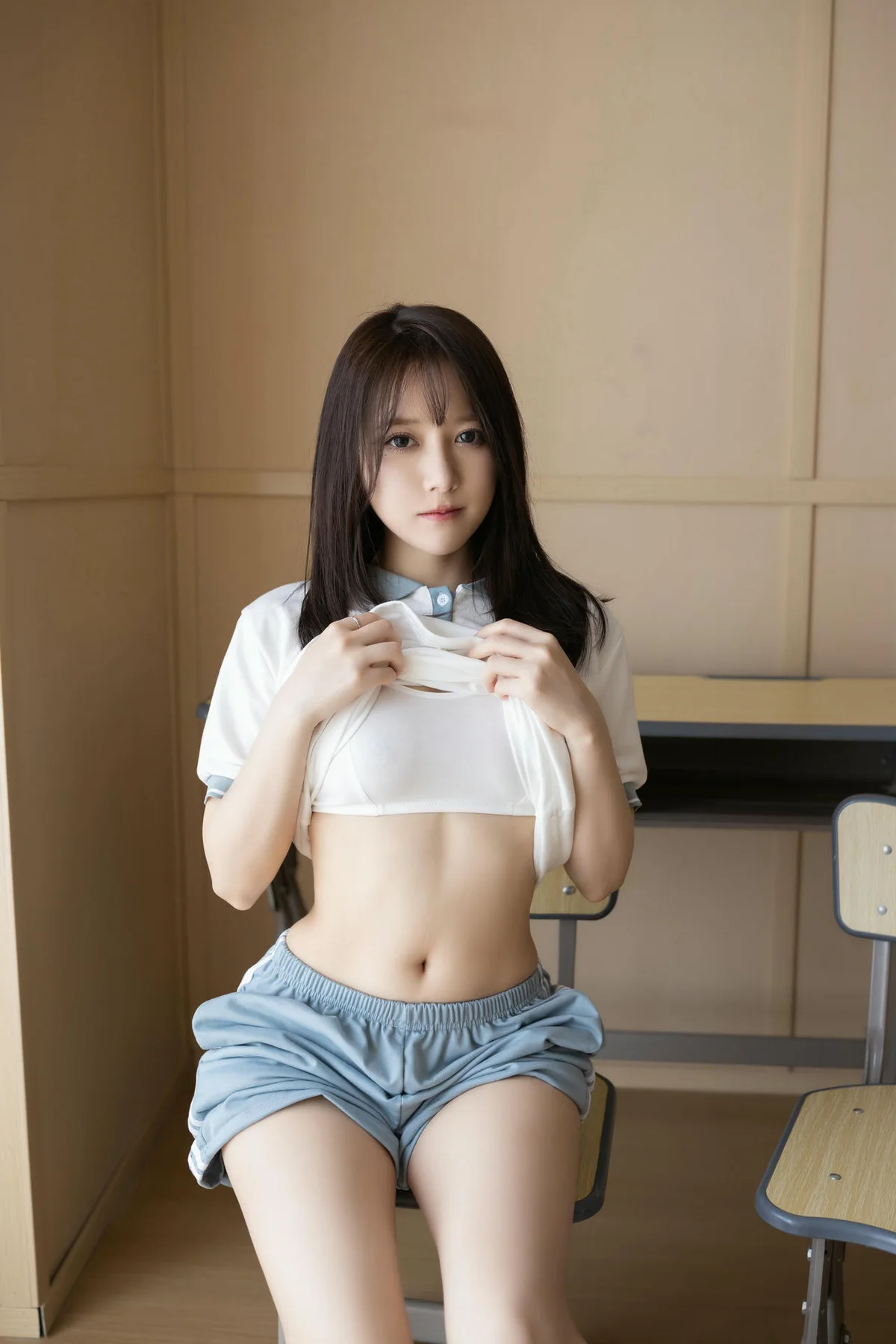 XiuRen 秀人 No.N010 杏子和鱼子酱Fish双人校服诱惑 - 17