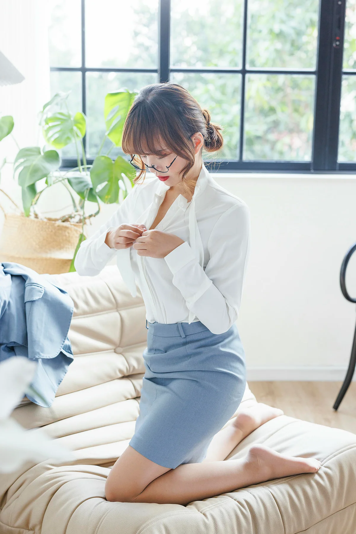 XiuRen 秀人 No.N016 张思允红色蕾丝眼镜美女 - 31