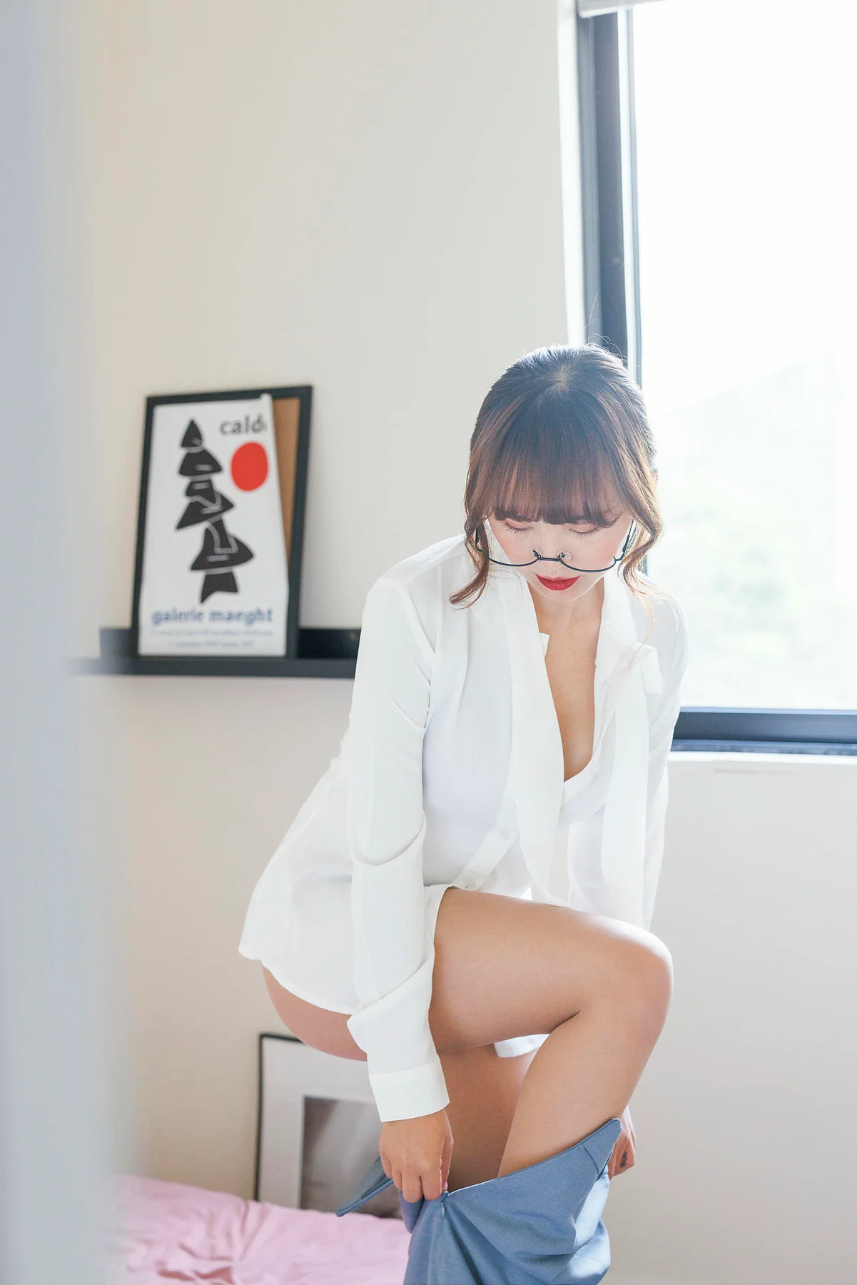 XiuRen 秀人 No.N016 张思允红色蕾丝眼镜美女 - 38