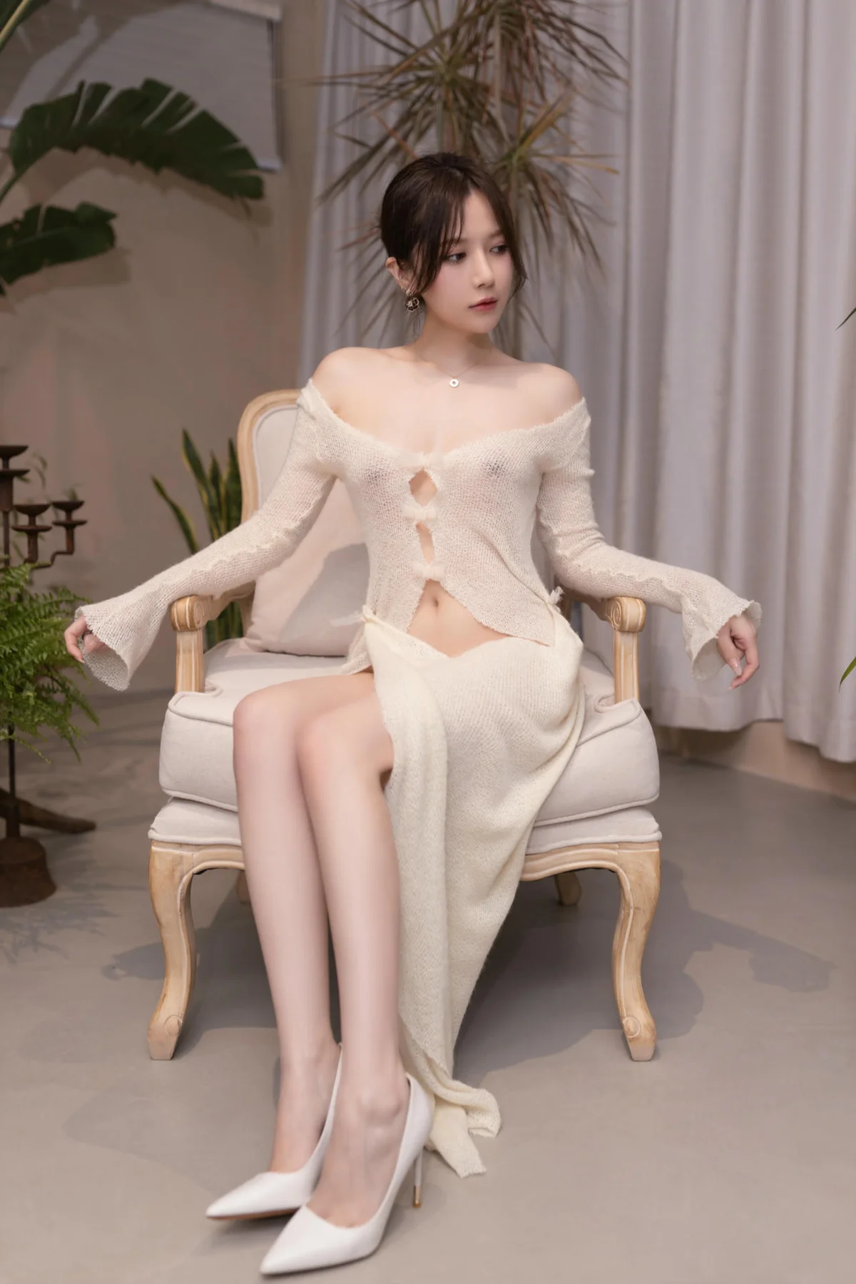 XiuRen 秀人 No.N021 鱼子酱Fish性感制服jk短裙 - 38