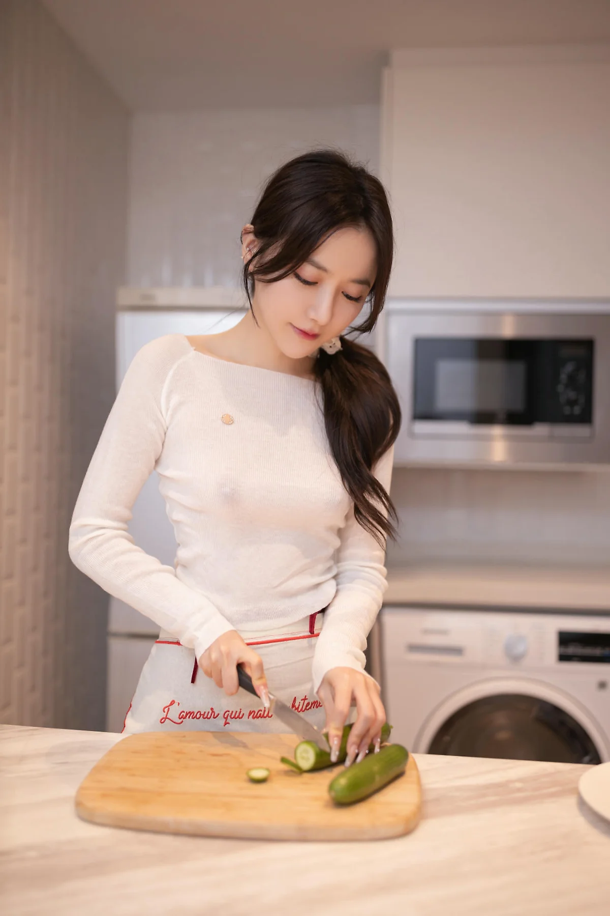 XiuRen 秀人 No.N042 鱼子酱Fish翘臀吊袜美食诱惑 - 13