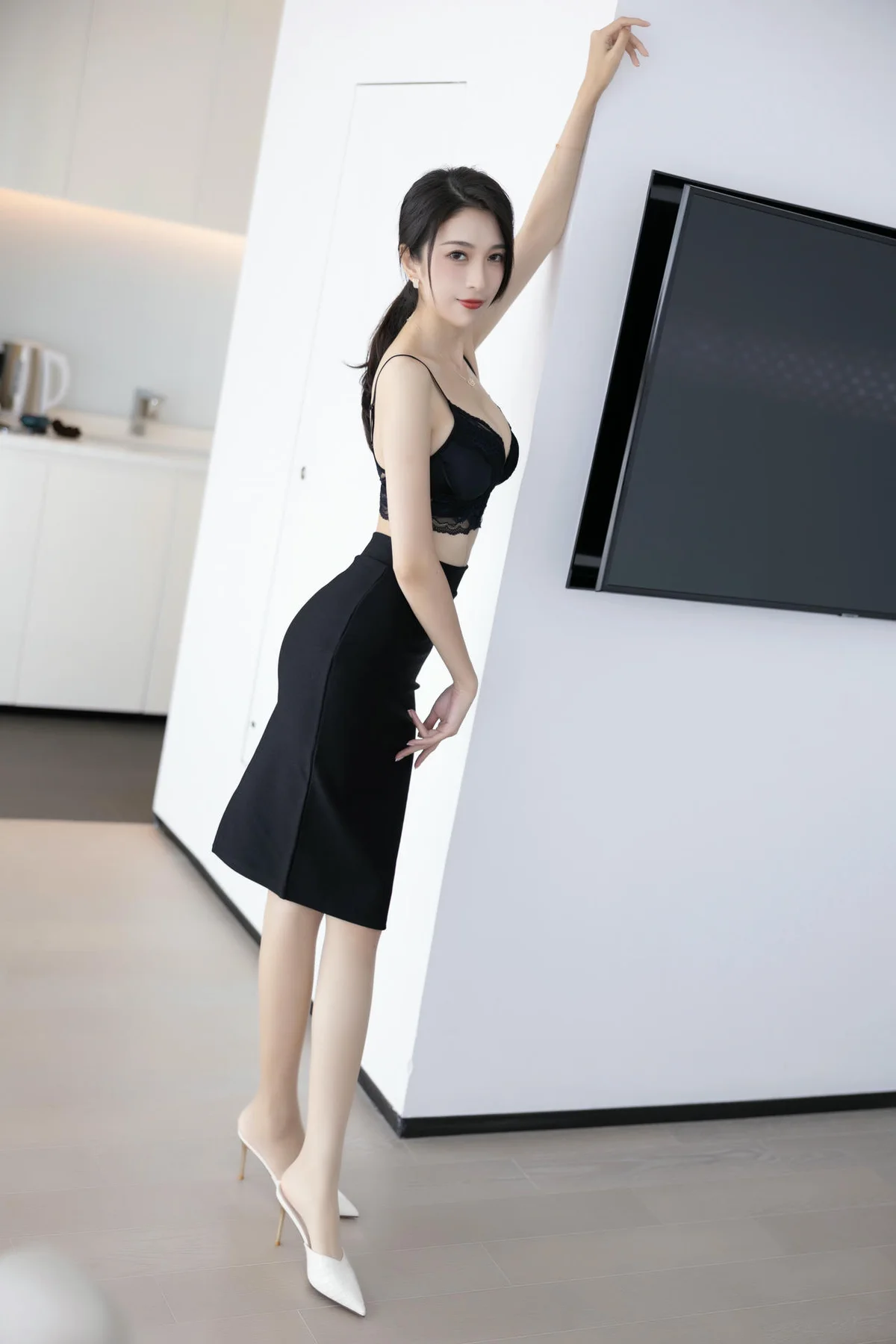 XiuRen 秀人 No.N051 林乐一办公室ol长腿写真 - 62