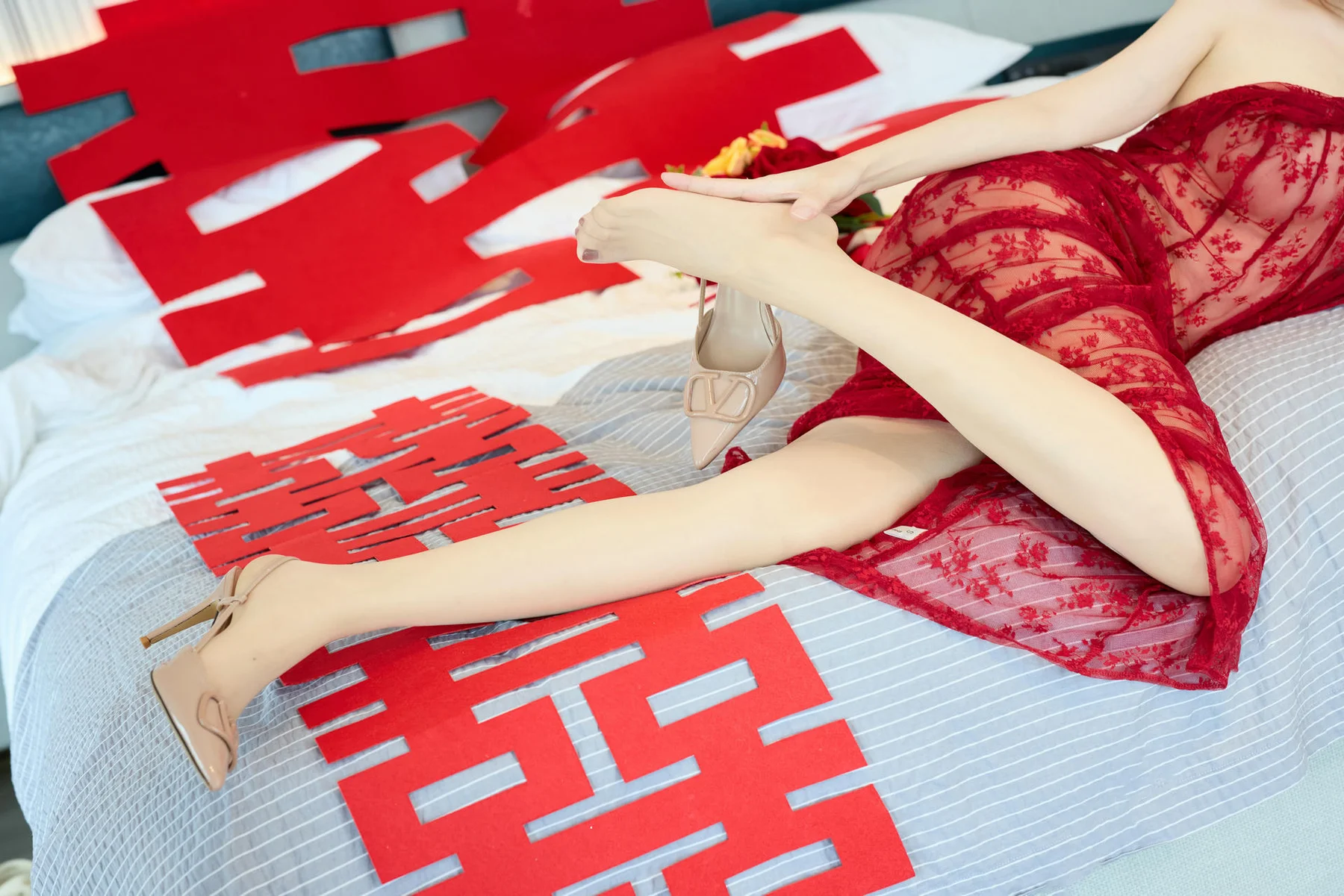XiuRen 秀人 No.N071 尹甜甜新娘晨袍旗袍 - 48
