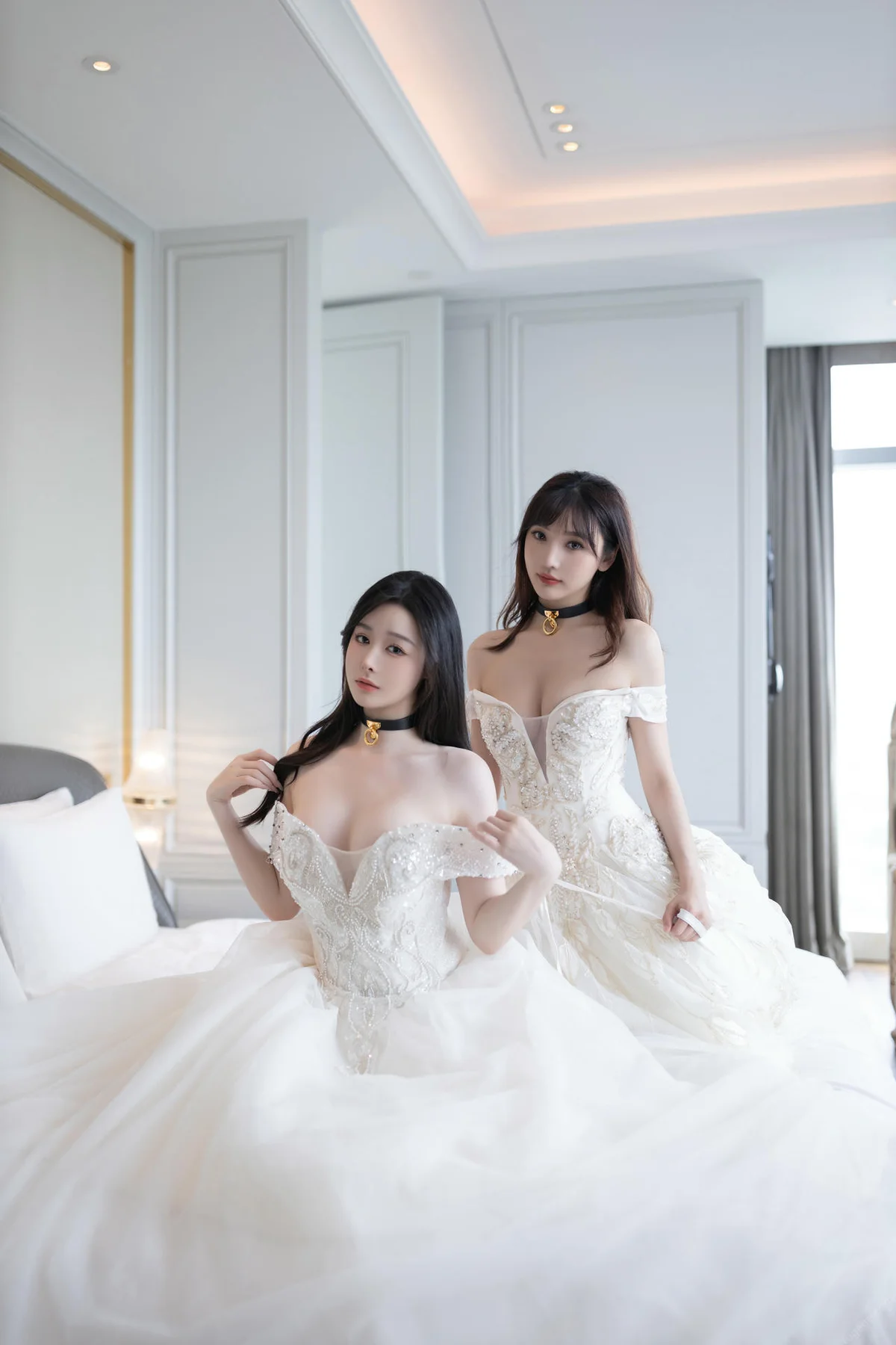XiuRen 秀人 No.N080 是小逗逗和陆萱萱双人婚纱 - 16