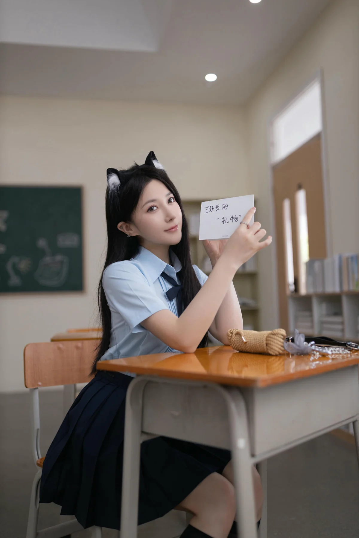XiuRen 秀人 No.N086 鱼子酱Fish校园诱惑校服 - 11