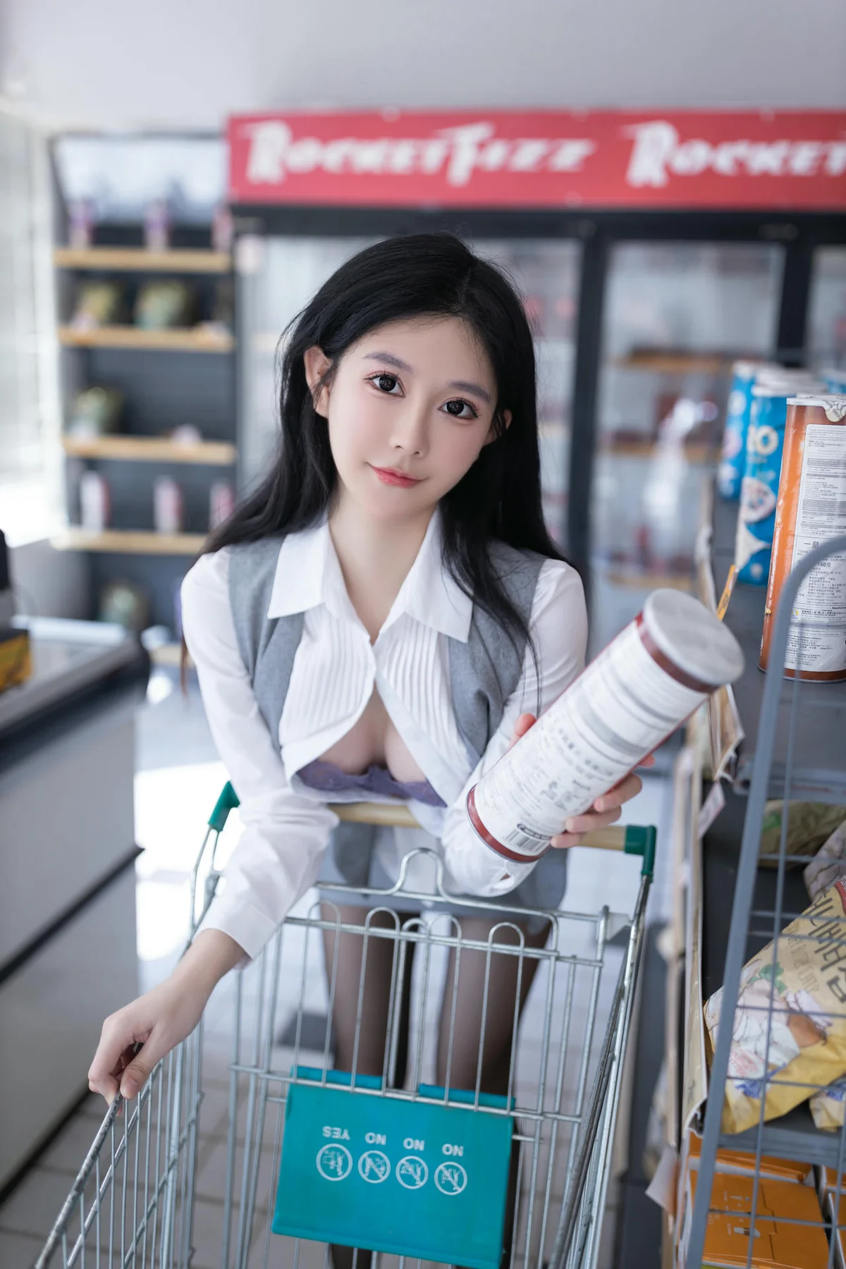XiuRen 秀人 No.N102 谢小蒽超市主题写真 - 29