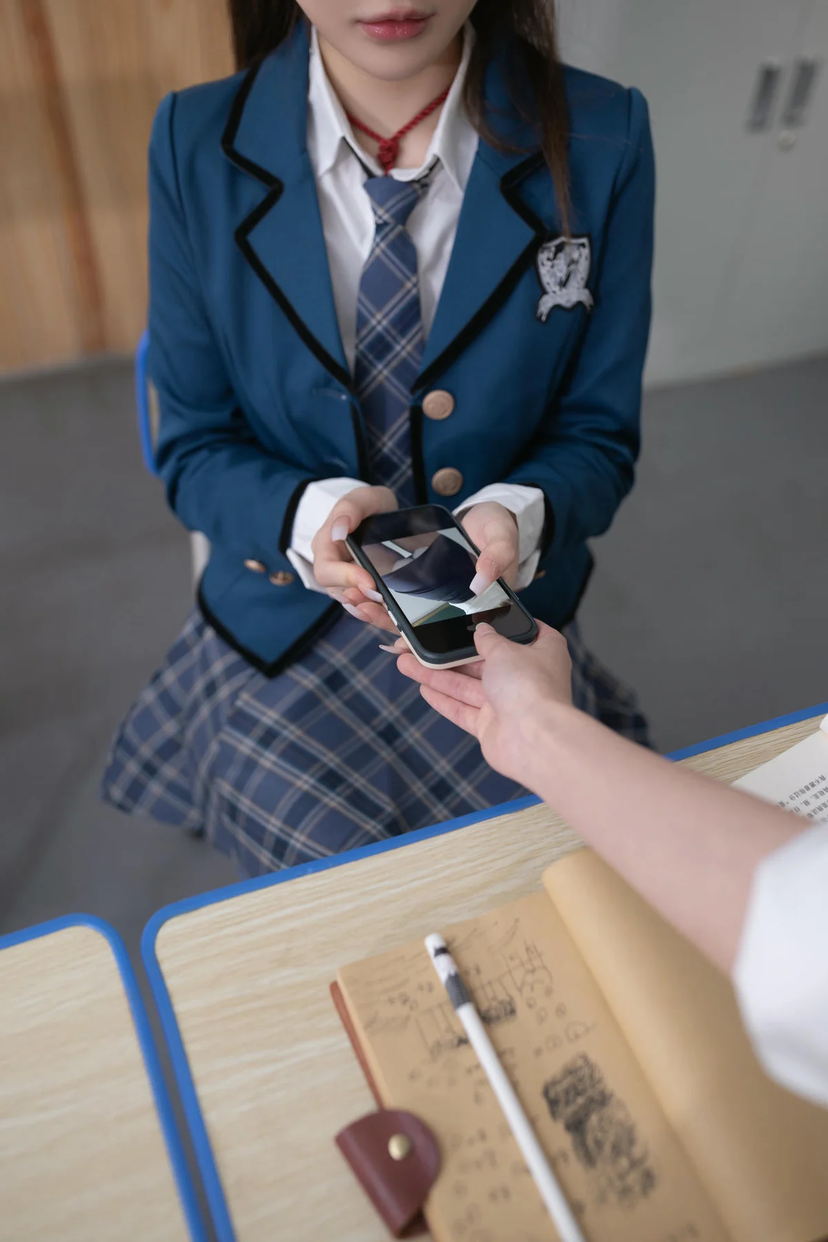 XiuRen 秀人 No.N106 鱼子酱Fish教室jk主题写真 - 18