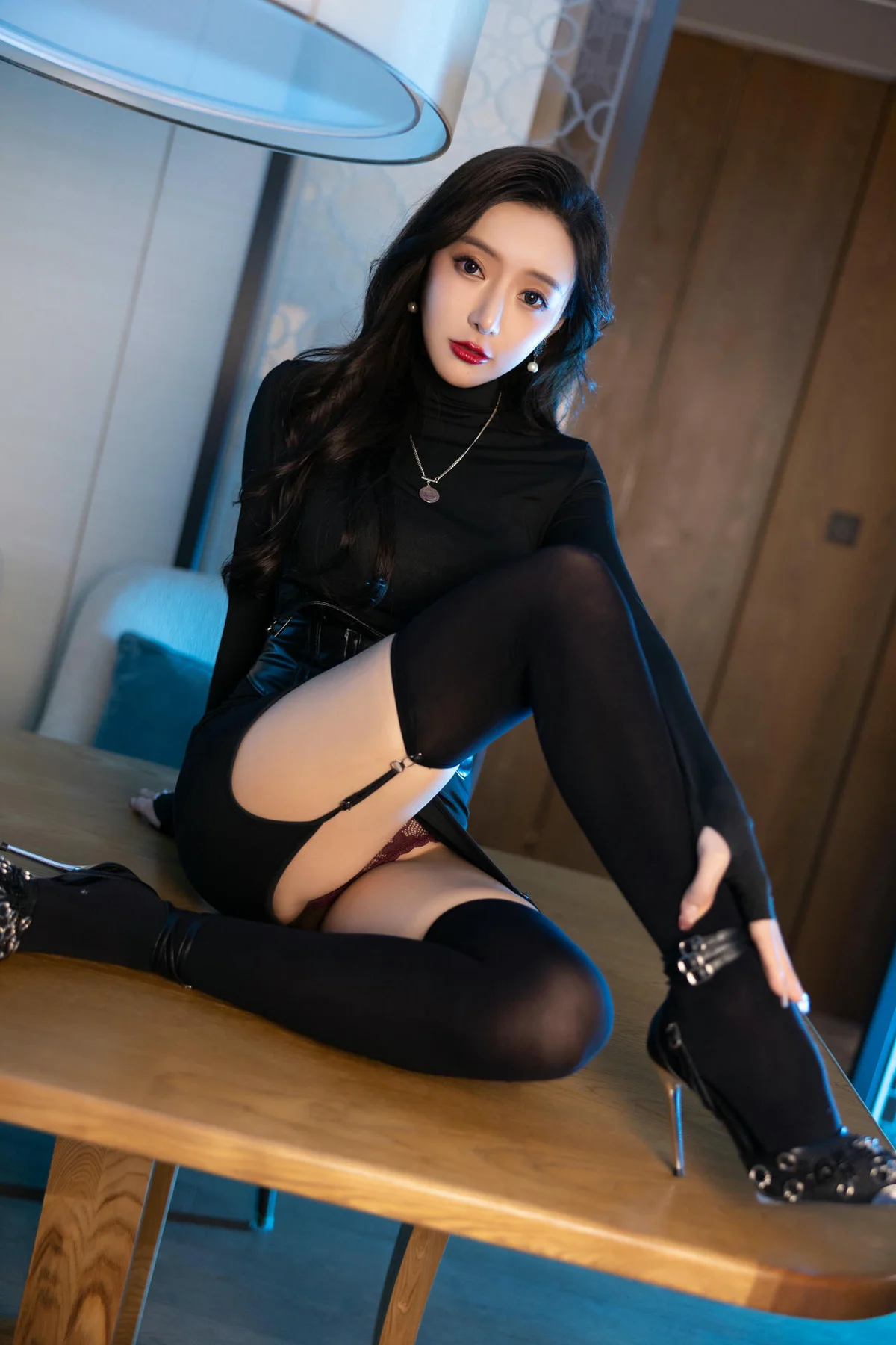 XiuRen 秀人 No.N107 王馨瑶内衣美腿丝袜 - 14