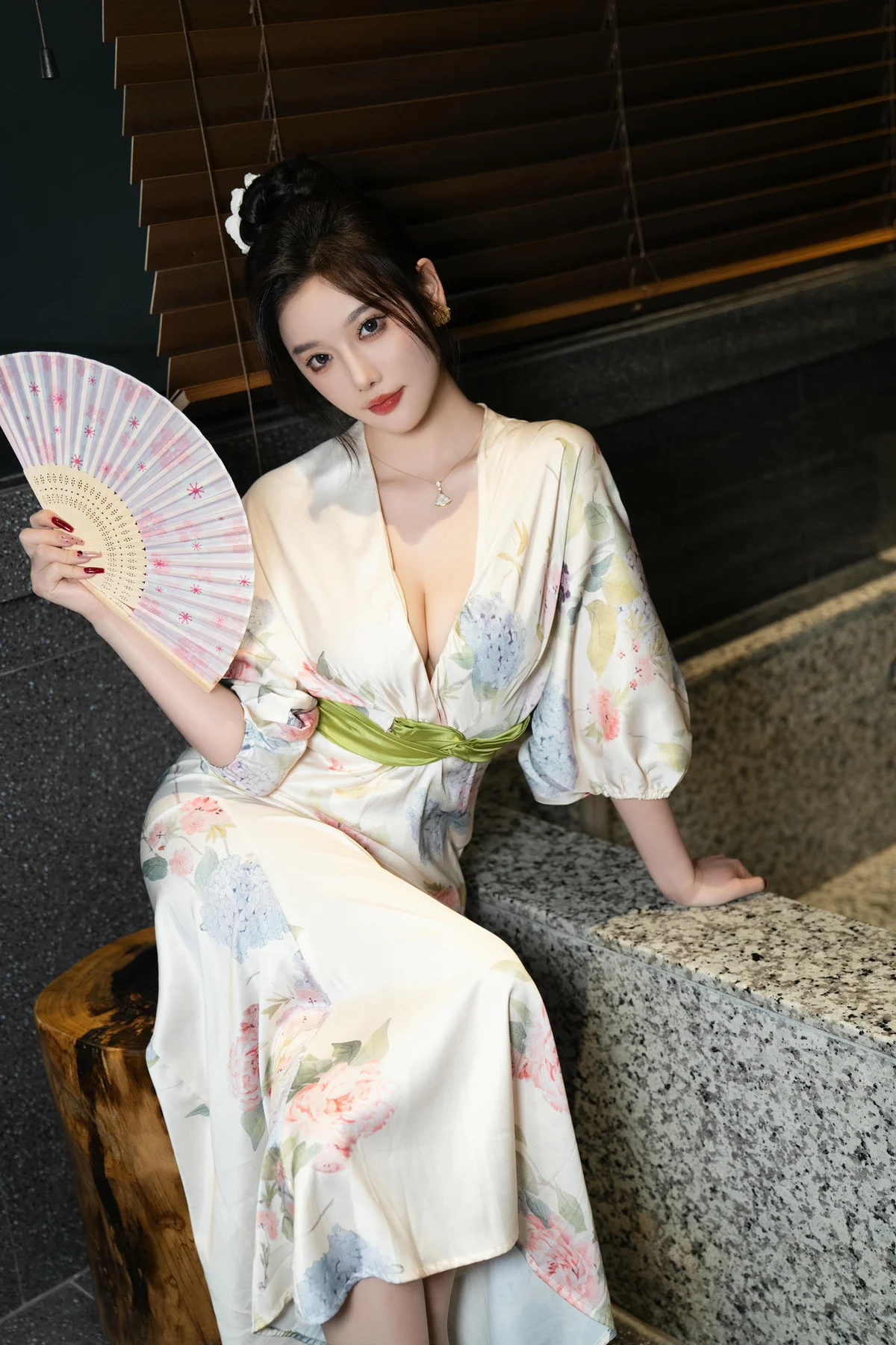 XiuRen 秀人 No.N149 杨晨晨温泉气质写真 - 26