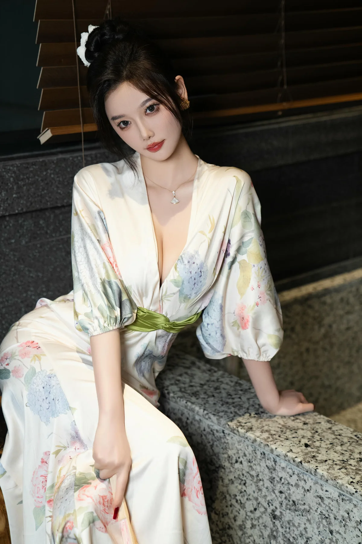 XiuRen 秀人 No.N149 杨晨晨温泉气质写真 - 27
