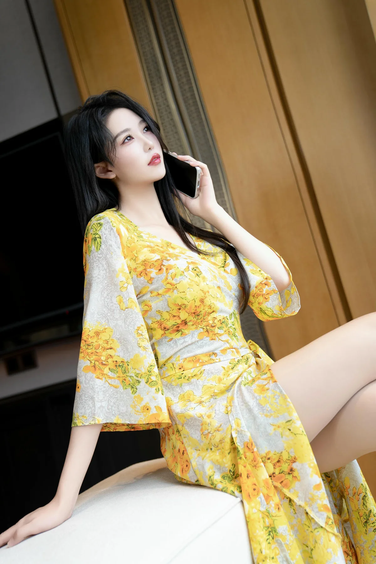 XiuRen 秀人 No.N156 利世黄色美裙诱惑肉丝 - 13