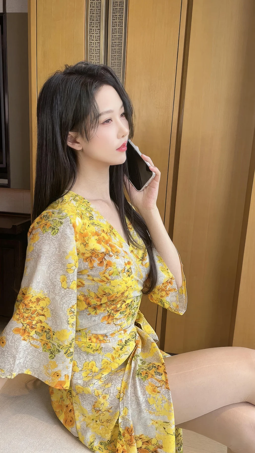 XiuRen 秀人 No.N156 利世黄色美裙诱惑肉丝 - 122