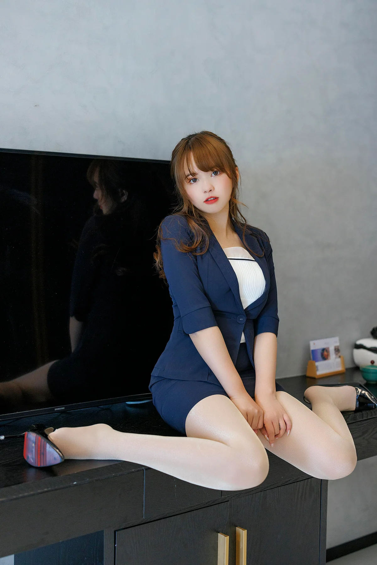 XiuRen 秀人 No.N165 张思允Nice制服ol办公 - 14