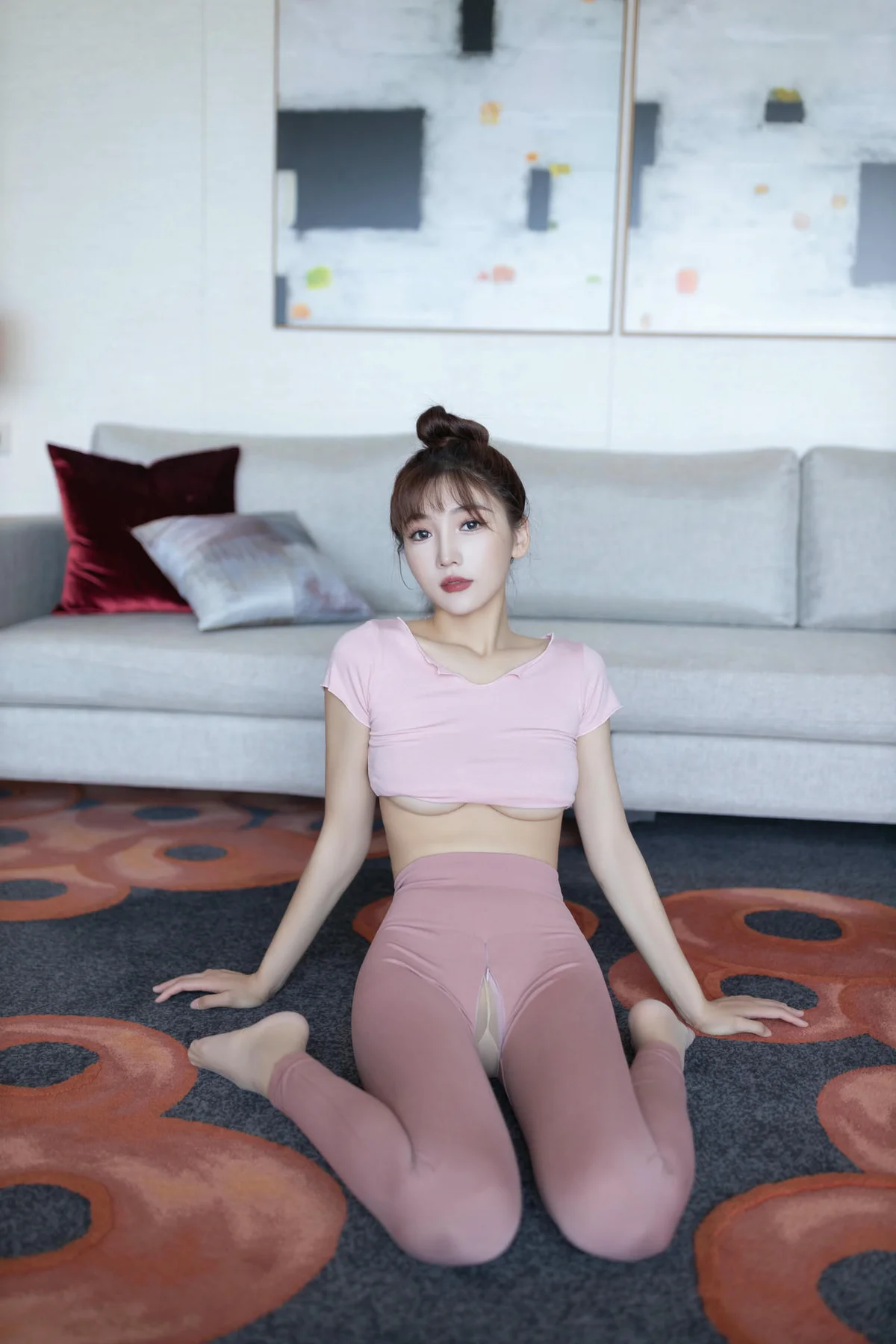 XiuRen 秀人 No.N167 陆萱萱开档性感瑜伽裤 - 23