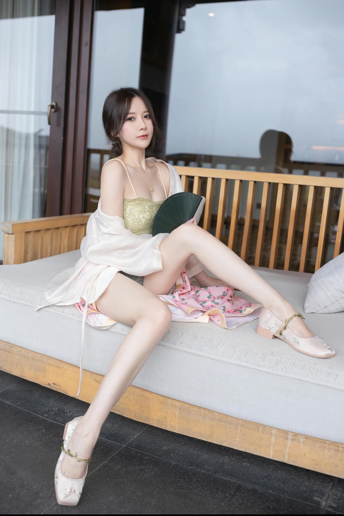 XiuRen 秀人 No.N173 鱼子酱Fish古风服饰美腿 - 17