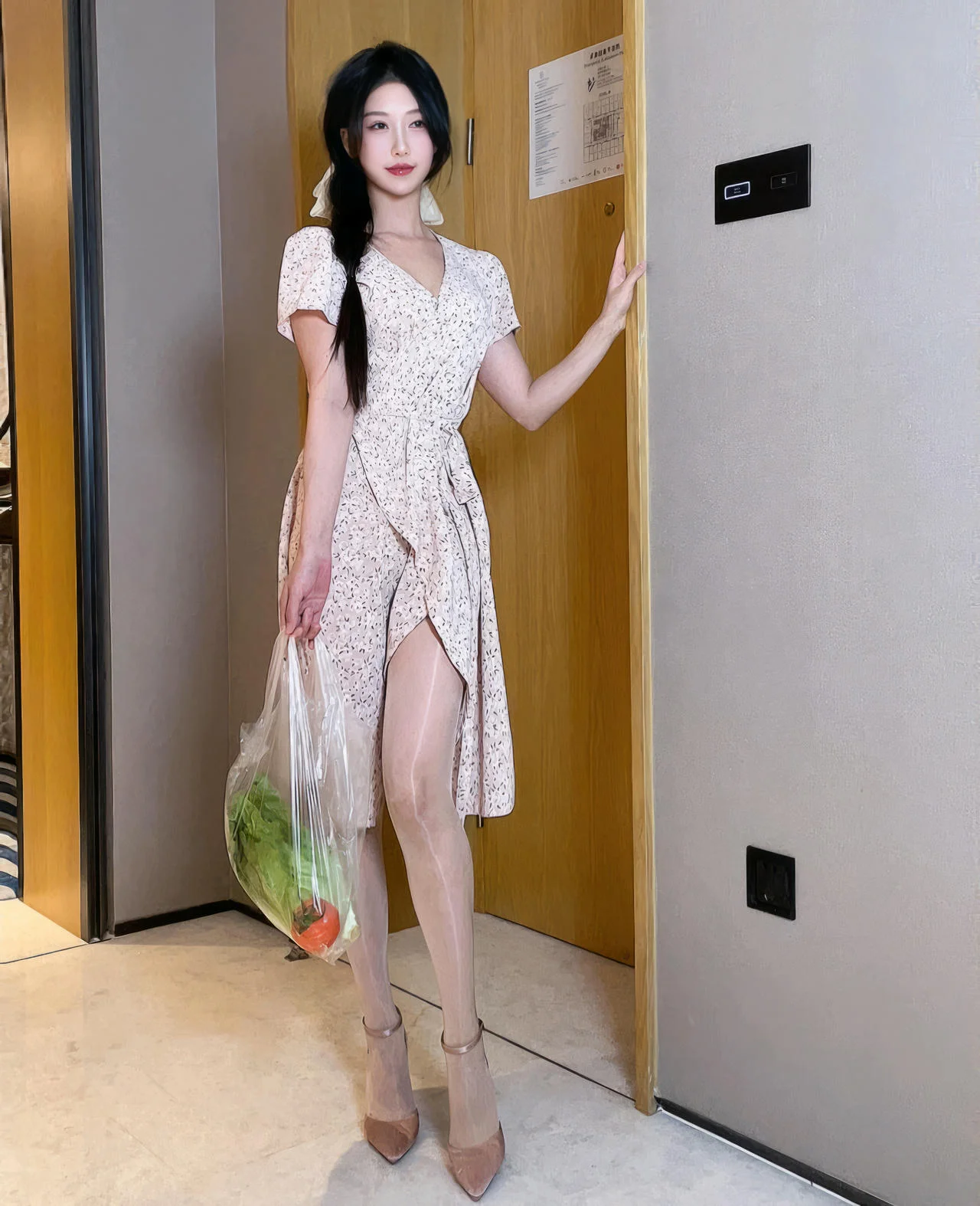 XiuRen 秀人 No.N177 利世家政女仆翘臀 - 122