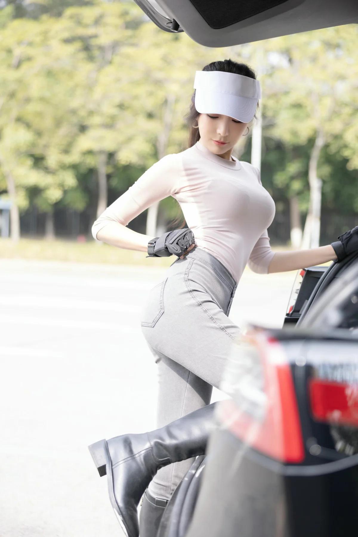 XiuRen 秀人 No.N184 王馨瑶钓鱼主题紧身牛仔裤 - 21