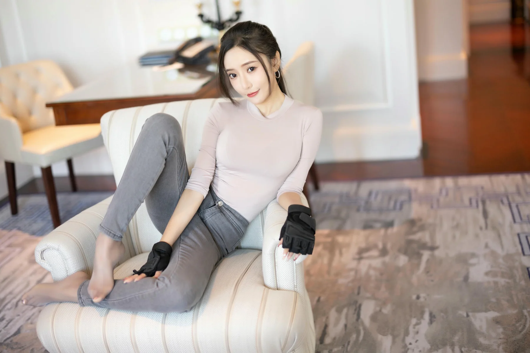 XiuRen 秀人 No.N184 王馨瑶钓鱼主题紧身牛仔裤 - 32