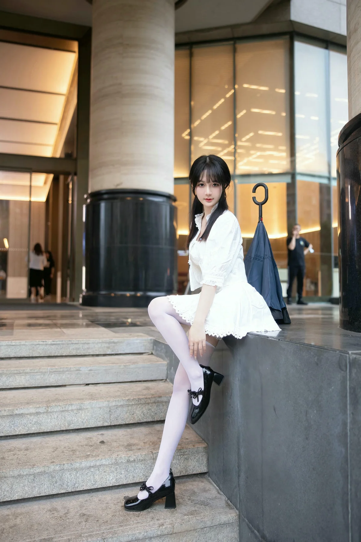 XiuRen 秀人 No.N185 谢小蒽双马尾少女街拍 - 12