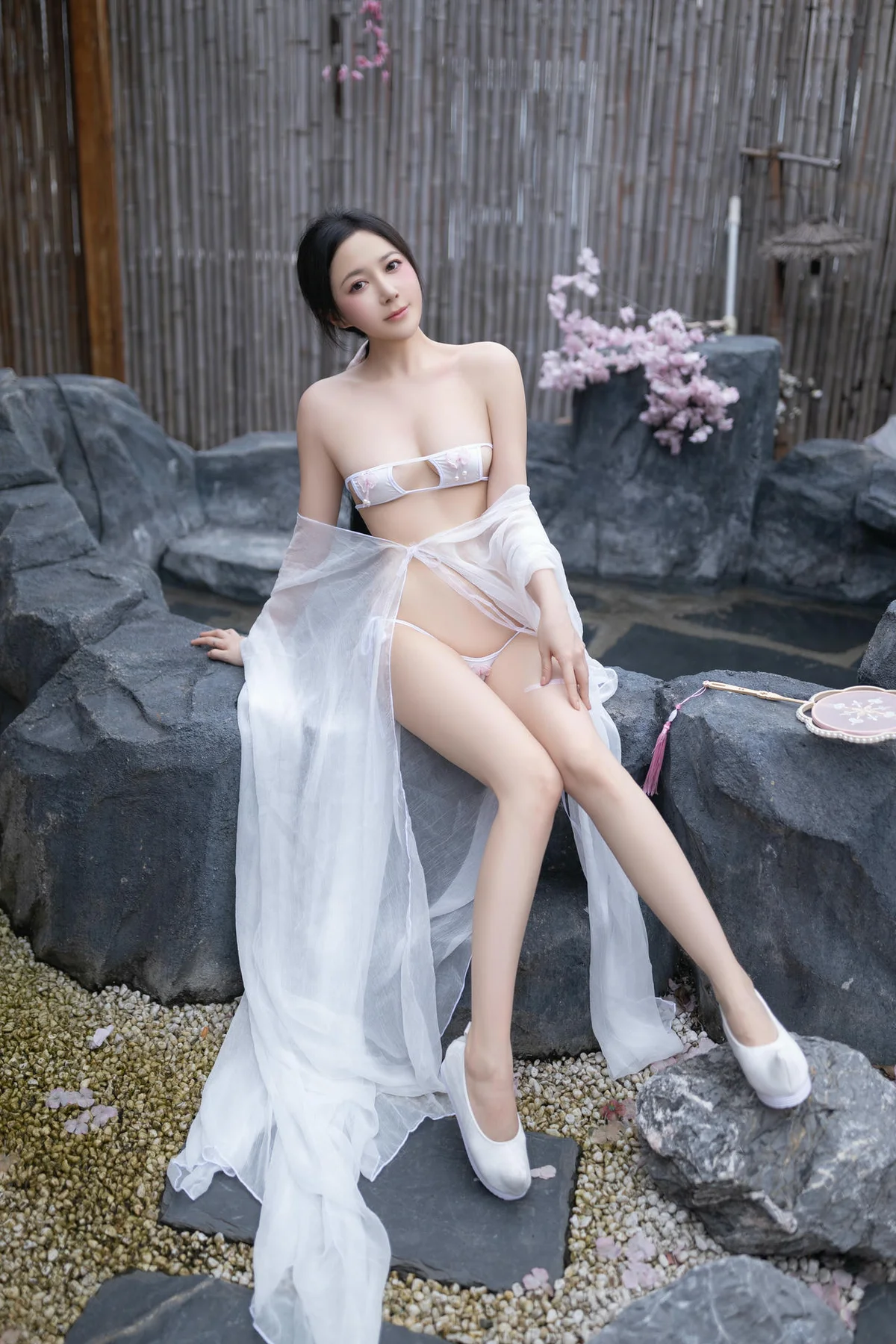 XiuRen 秀人 No.N189 鱼子酱Fish古风性感写真 - 16