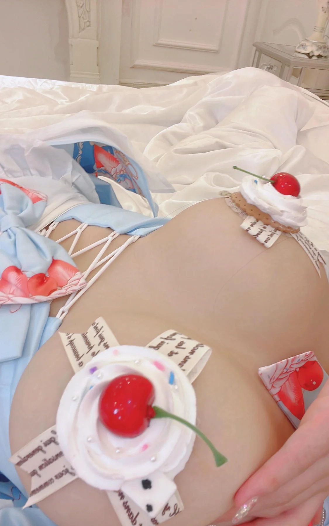 XiuRen 秀人 No.N193 朱可儿童颜巨乳蛋糕裙 - 37