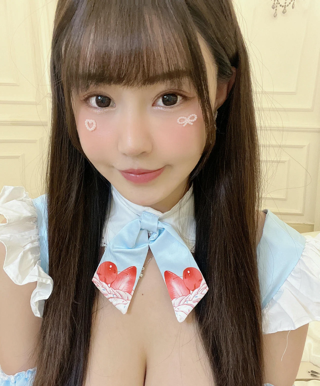 XiuRen 秀人 No.N193 朱可儿童颜巨乳蛋糕裙 - 48