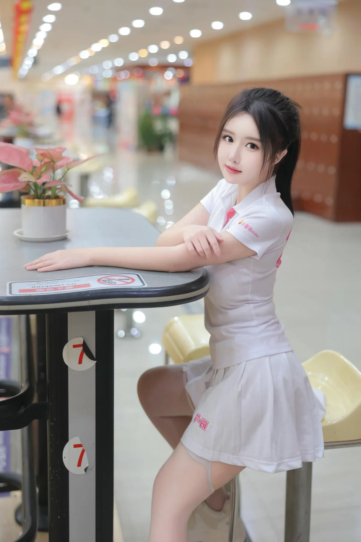 XiuRen 秀人 No.N207 小薯条nienie保龄球主题制服 - 46