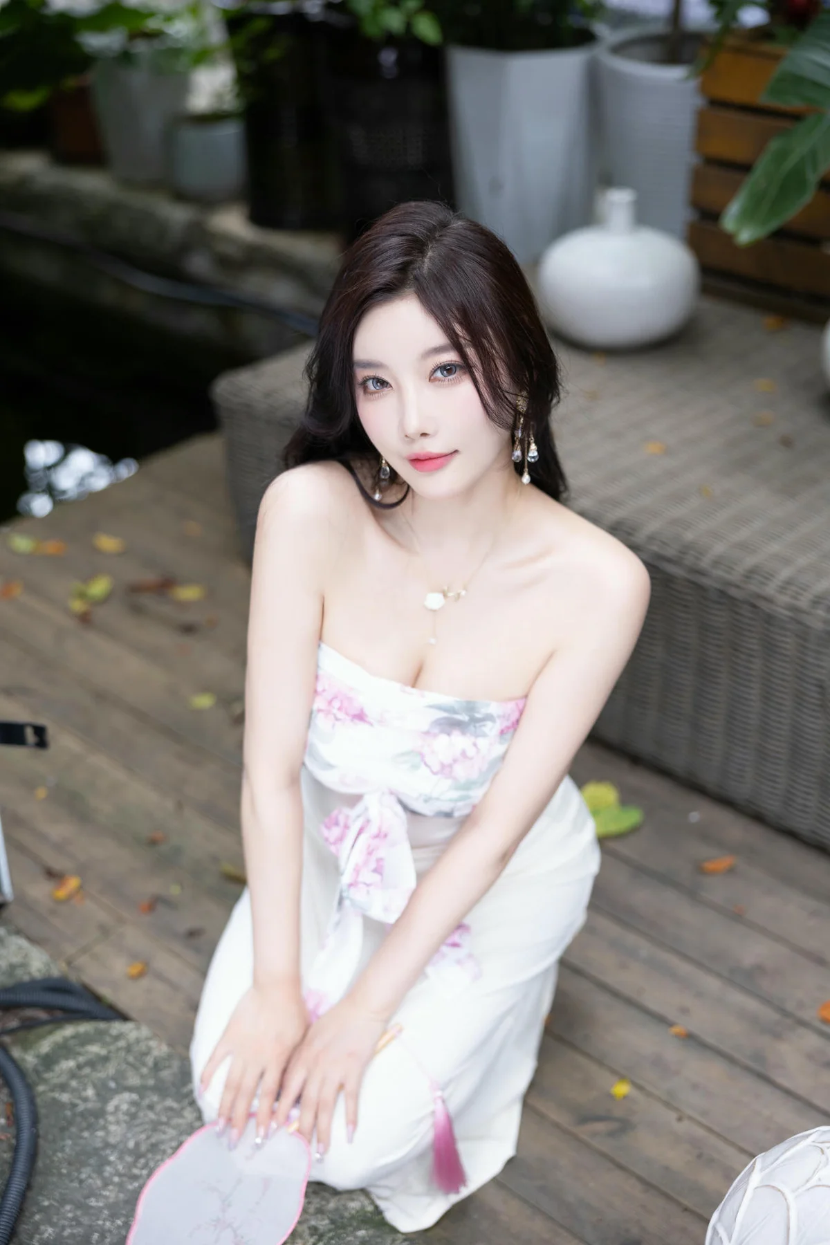 XiuRen 秀人 No.N210 杨晨晨香肩白色丝袜 - 22