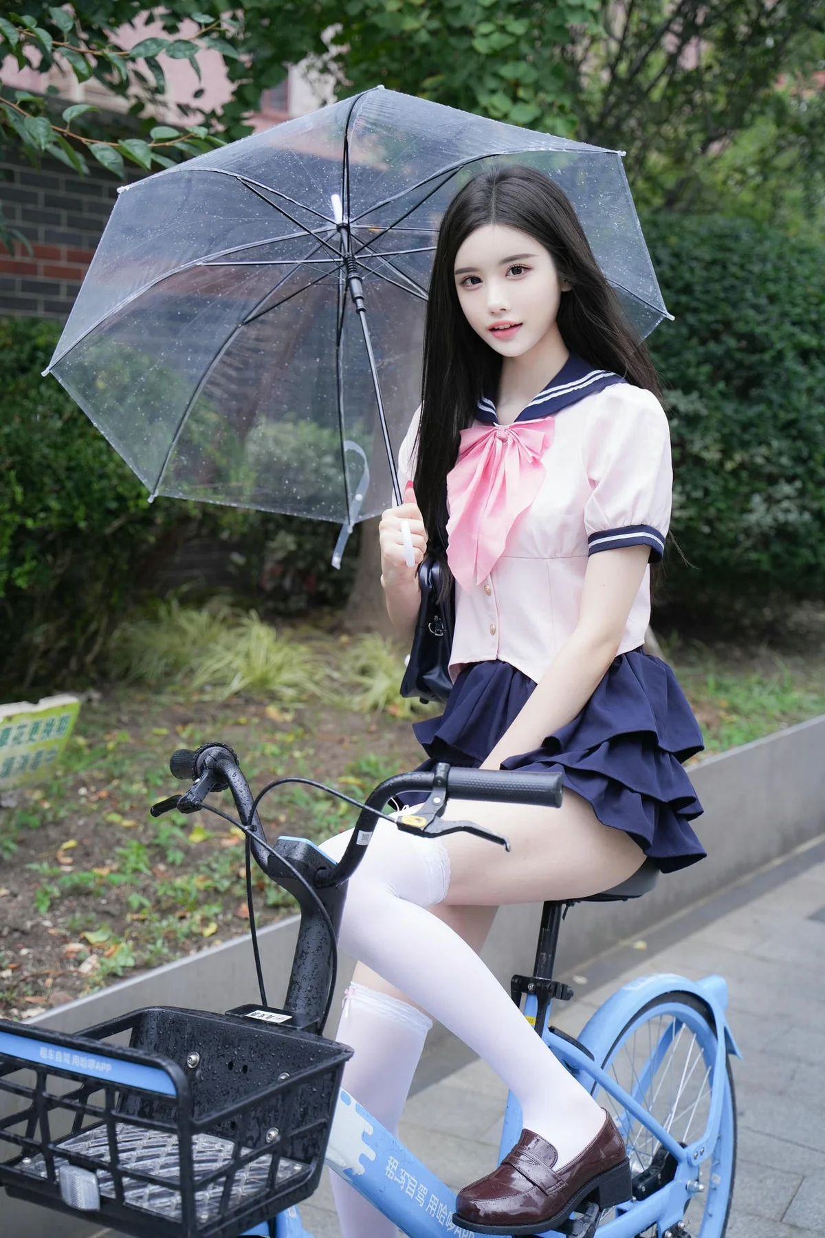 XiuRen 秀人 No.N219 晚苏susu短裙jk双人制服 - 43