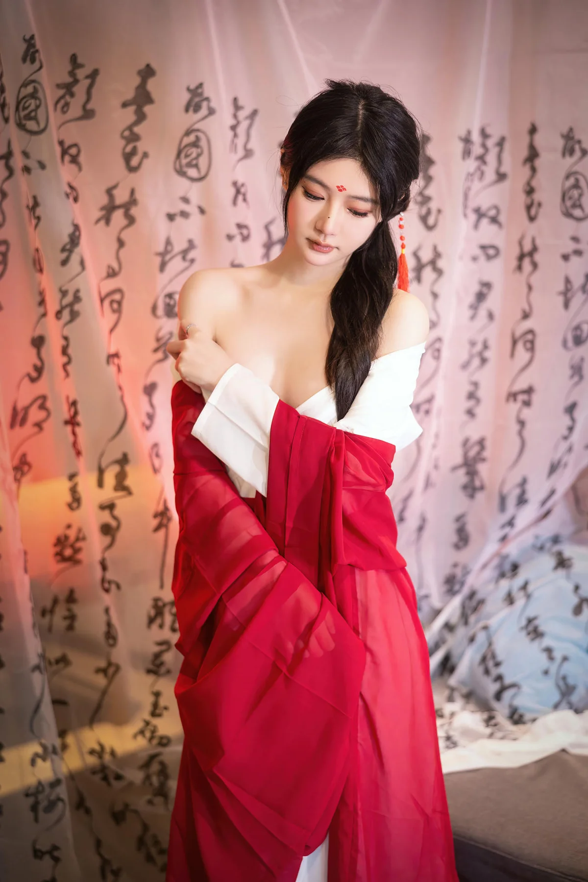 XiuRen 秀人 No.N240 谢小蒽古风制服红袍 - 13