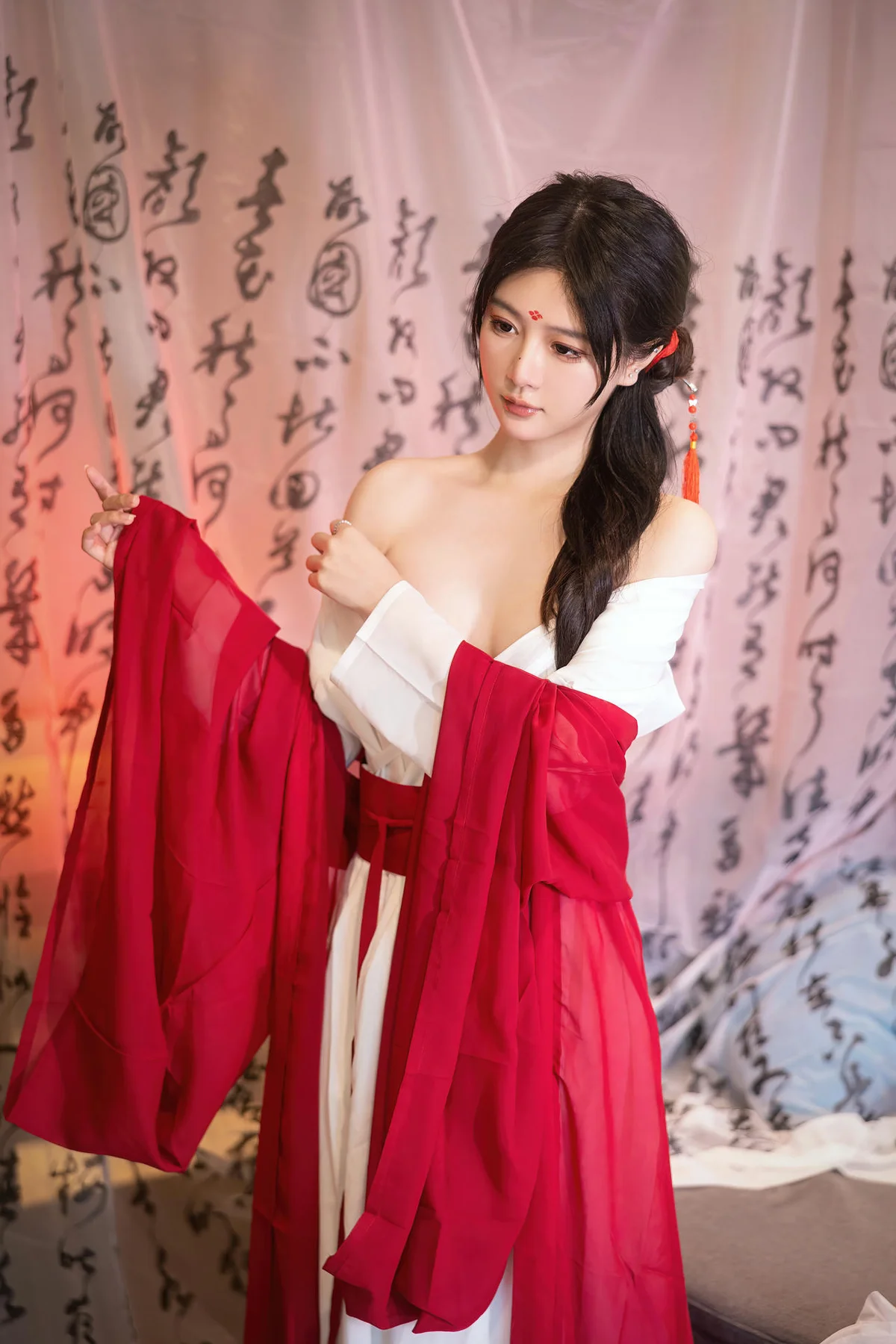 XiuRen 秀人 No.N240 谢小蒽古风制服红袍 - 15