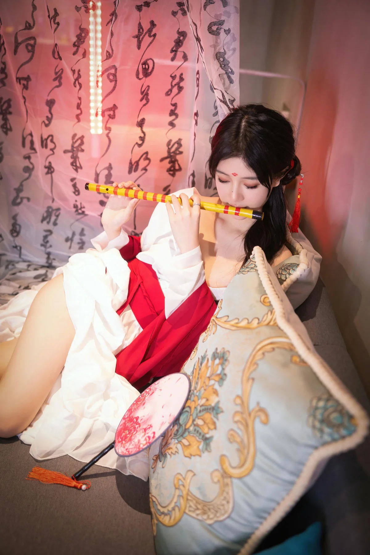 XiuRen 秀人 No.N240 谢小蒽古风制服红袍 - 21