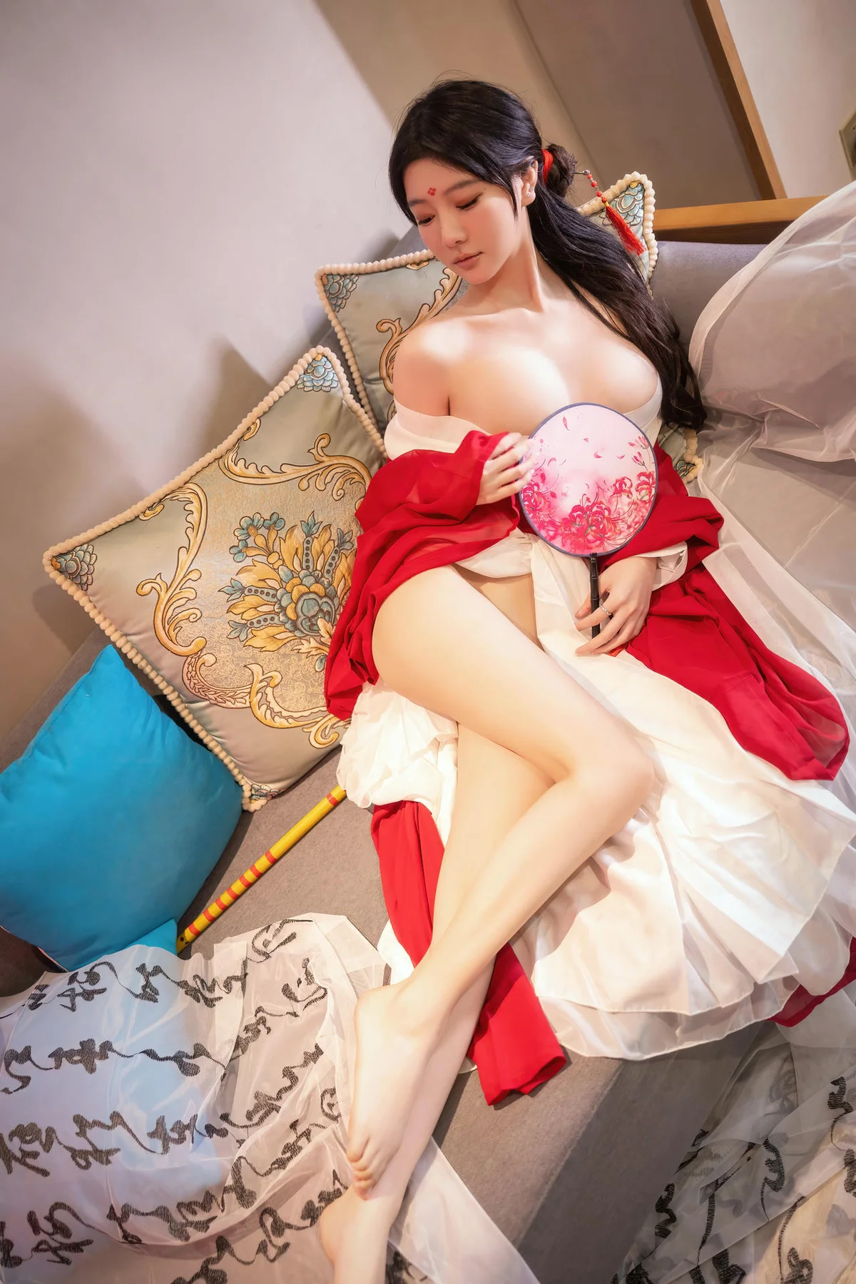 XiuRen 秀人 No.N240 谢小蒽古风制服红袍 - 52